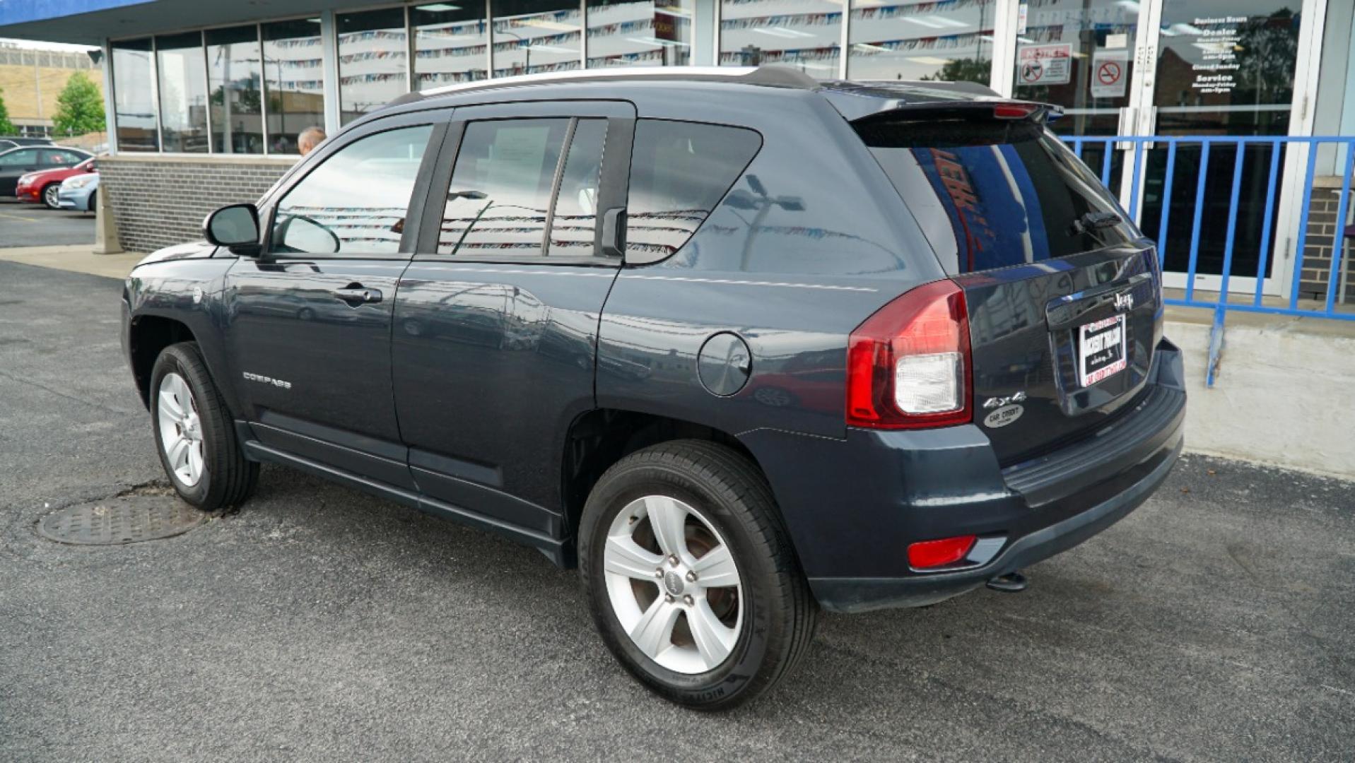 2015 GRAY Jeep Compass Sport 4WD (1C4NJDBB7FD) with an 2.4L L4 DOHC 16V engine, located at 7600 S Western Ave., Chicago, IL, 60620, (773) 918-3980, 0.000000, 0.000000 - Photo#2