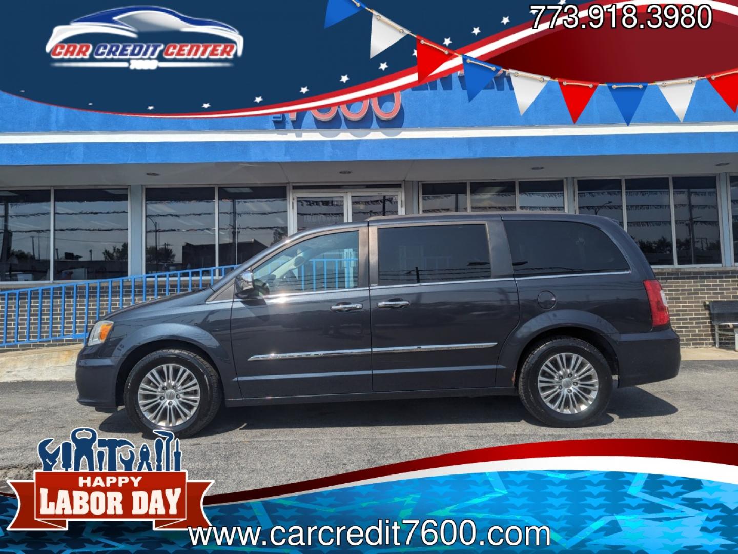 2013 GRAY Chrysler Town and Country Touring-L (2C4RC1CG8DR) with an 3.6L V6 DOHC 24V engine, 6-Speed Automatic transmission, located at 7600 S Western Ave., Chicago, IL, 60620, (773) 918-3980, 0.000000, 0.000000 - Photo#0