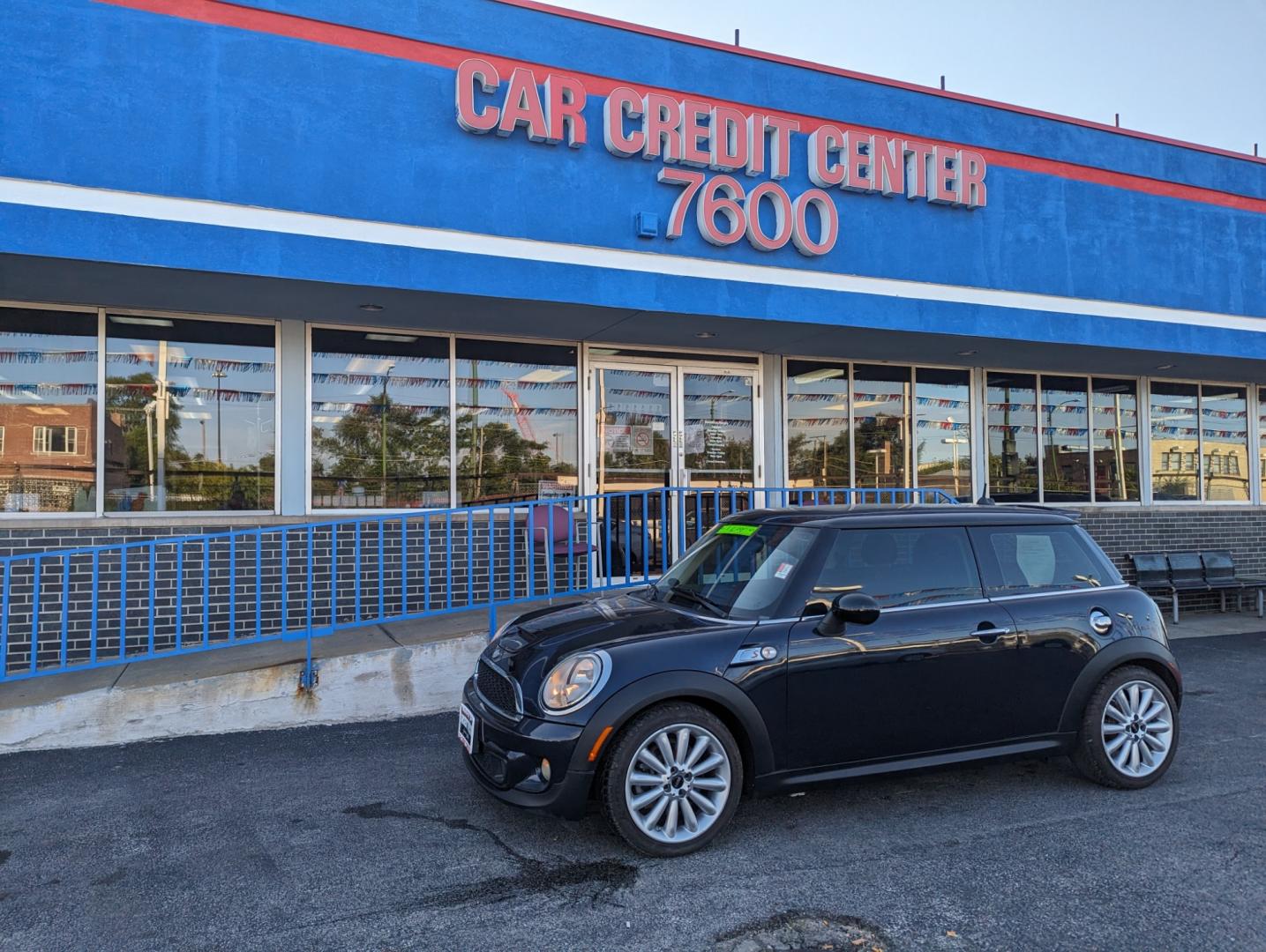 2012 BLUE Mini Cooper S (WMWSV3C53CT) with an 1.6L L4 DOHC 16V TURBO engine, located at 7600 S Western Ave., Chicago, IL, 60620, (773) 918-3980, 0.000000, 0.000000 - Unable to interpret response, please check raw response - Photo#1