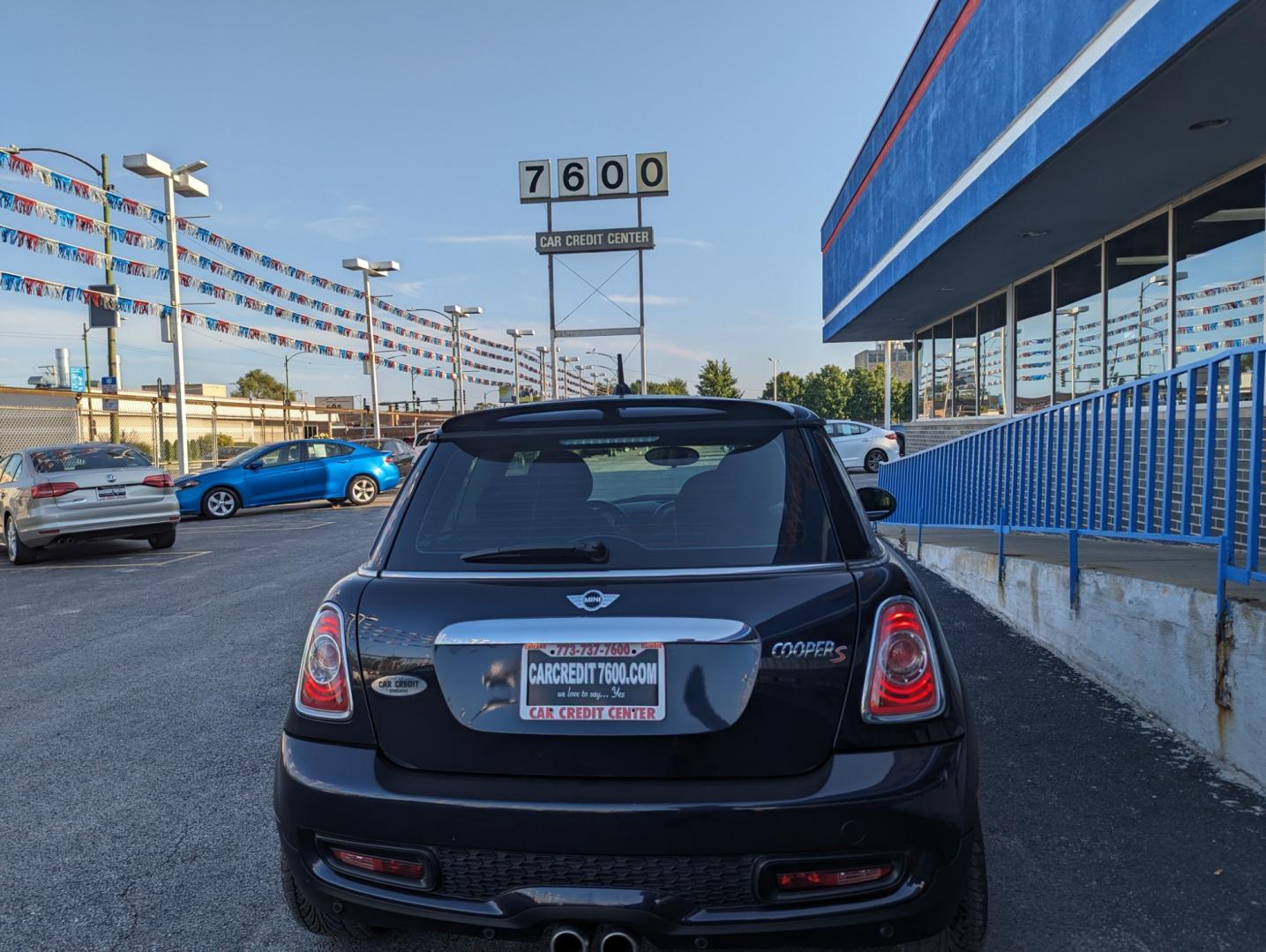 2012 BLUE Mini Cooper S (WMWSV3C53CT) with an 1.6L L4 DOHC 16V TURBO engine, located at 7600 S Western Ave., Chicago, IL, 60620, (773) 918-3980, 0.000000, 0.000000 - Unable to interpret response, please check raw response - Photo#3