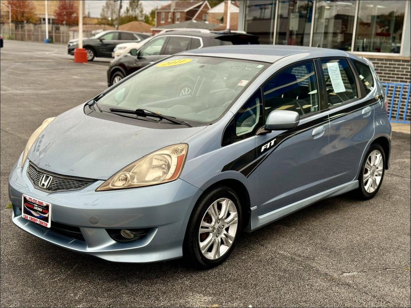 2011 BLUE Honda Fit Sport 5-Speed AT (JHMGE8H54BC) with an 1.5L L4 SOHC 16V engine, 5-Speed Automatic transmission, located at 7600 S Western Ave., Chicago, IL, 60620, (773) 918-3980, 0.000000, 0.000000 - Photo#2