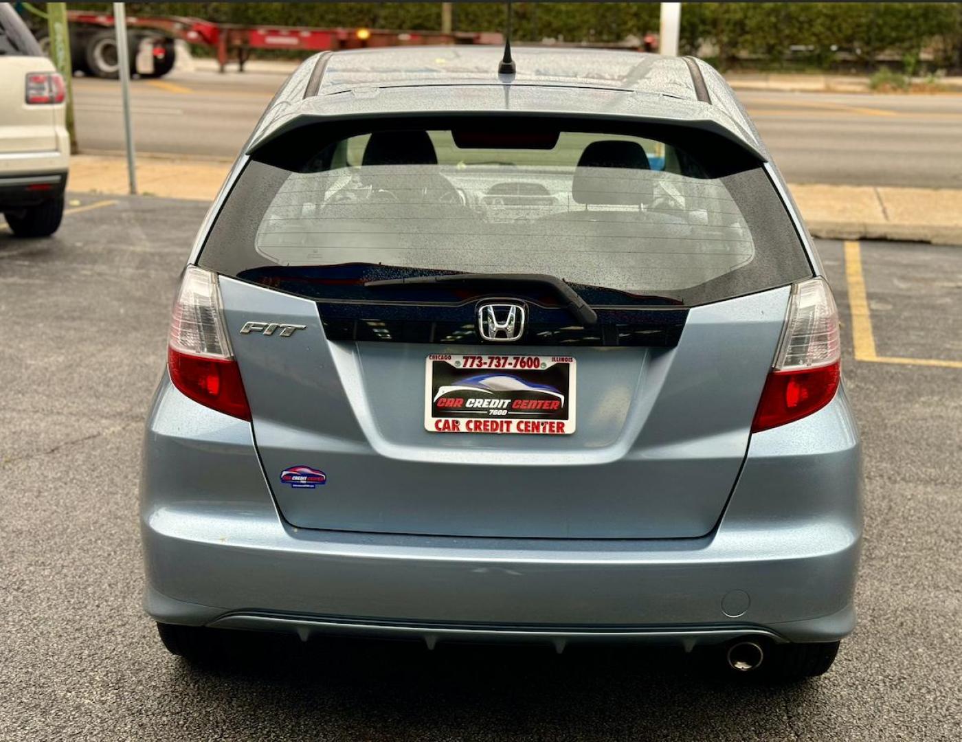 2011 BLUE Honda Fit Sport 5-Speed AT (JHMGE8H54BC) with an 1.5L L4 SOHC 16V engine, 5-Speed Automatic transmission, located at 7600 S Western Ave., Chicago, IL, 60620, (773) 918-3980, 0.000000, 0.000000 - Photo#3