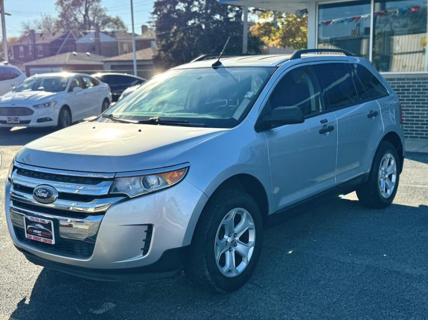 2014 SILVER Ford Edge SE AWD (2FMDK4GC0EB) with an 3.5L V6 DOHC 24V engine, 6-Speed Automatic transmission, located at 7600 S Western Ave., Chicago, IL, 60620, (773) 918-3980, 0.000000, 0.000000 - Photo#2