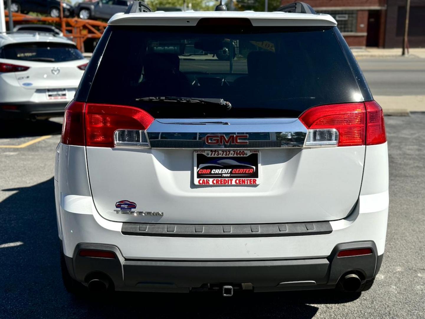 2015 WHITE GMC Terrain SLT1 FWD (2GKFLSE31F6) with an 3.6L V6 DOHC 24V engine, 6-Speed Automatic transmission, located at 7600 S Western Ave., Chicago, IL, 60620, (773) 918-3980, 0.000000, 0.000000 - Photo#4