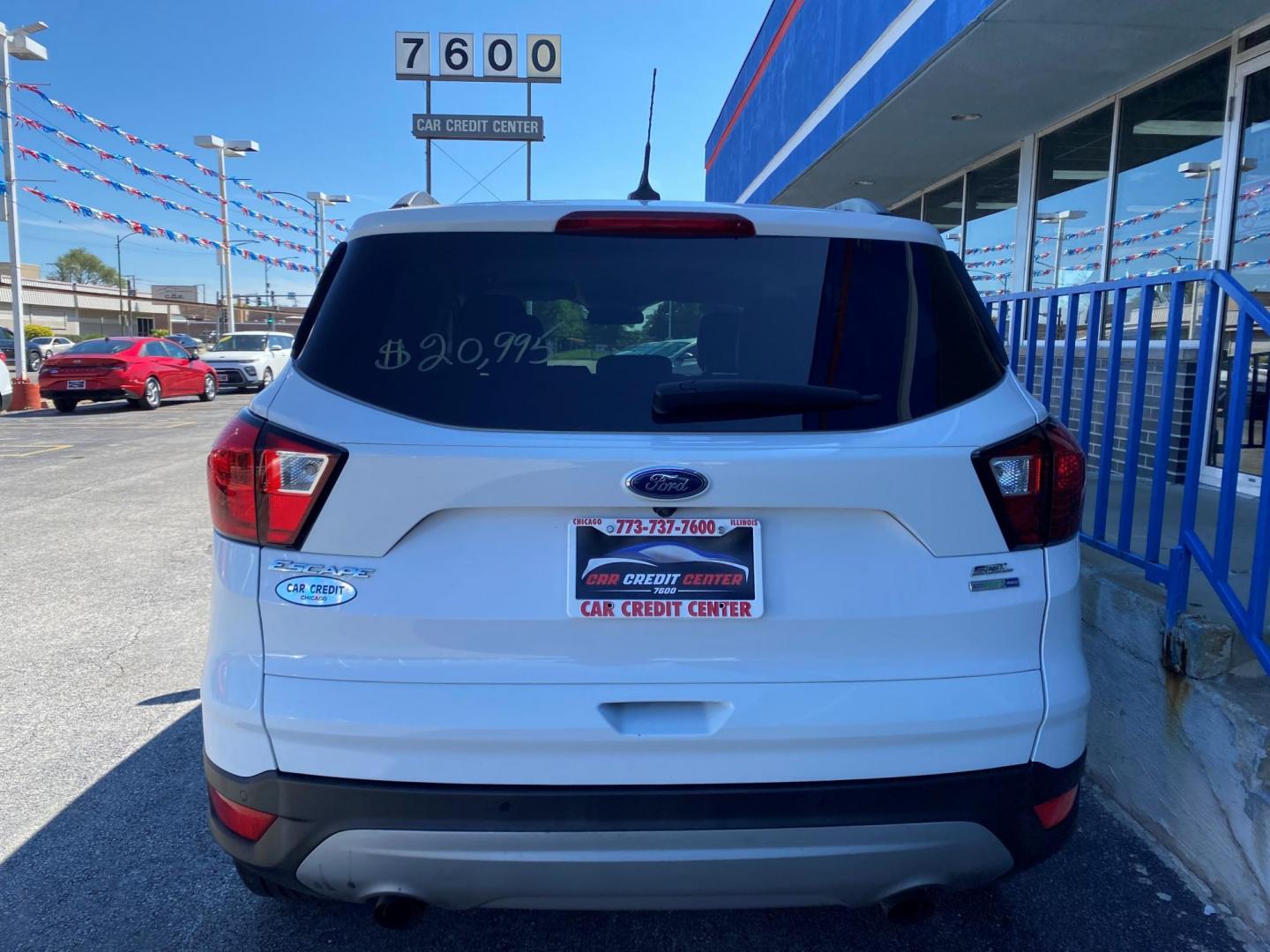 2019 WHITE Ford Escape SEL 4WD (1FMCU9HD2KU) with an 1.5L L4 DOHC 16V engine, 6A transmission, located at 7600 S Western Ave., Chicago, IL, 60620, (773) 918-3980, 0.000000, 0.000000 - Photo#2