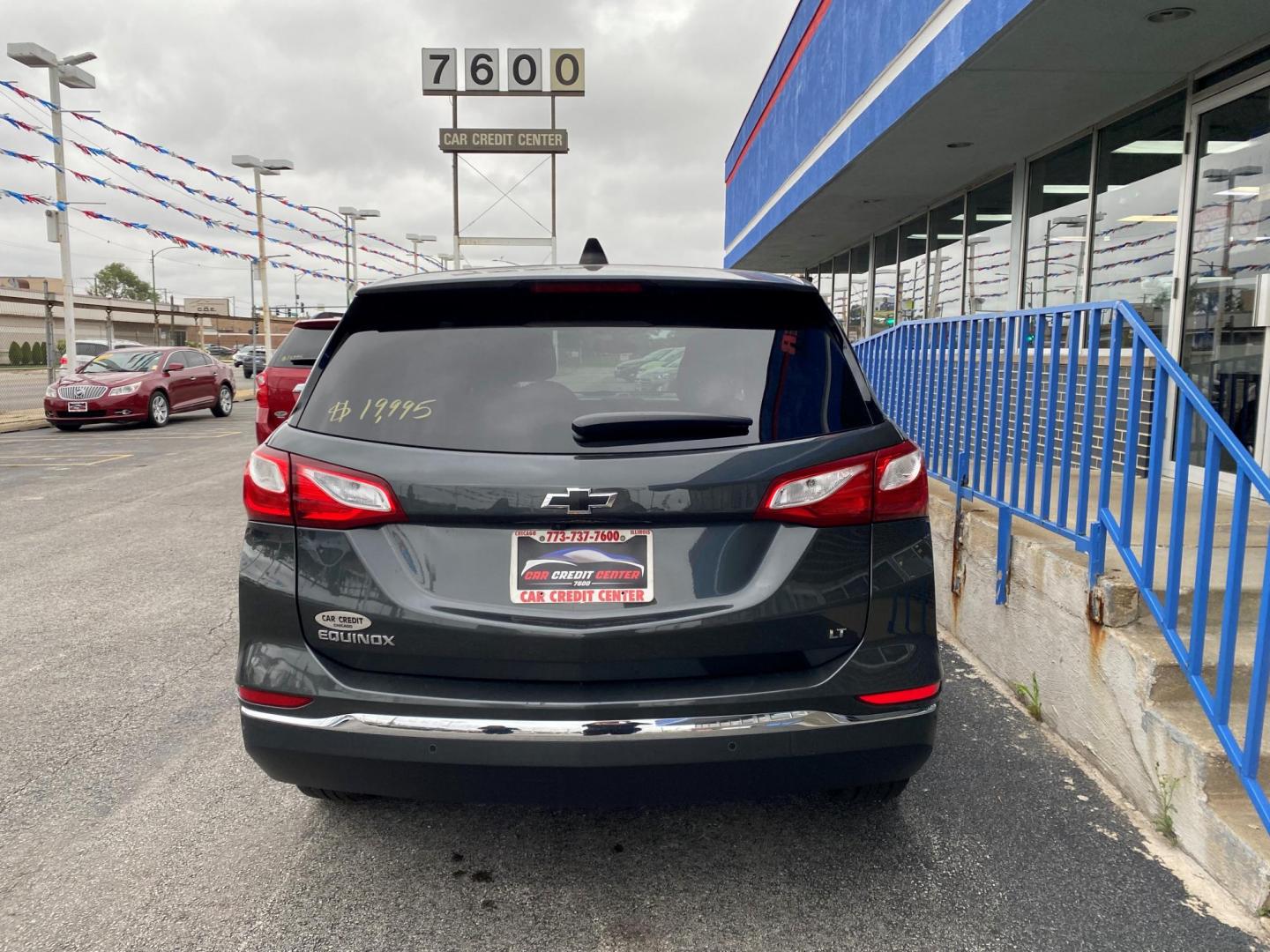 2019 GRAY Chevrolet Equinox LT 2WD (3GNAXKEV7KS) with an 1.5L L4 DIR DOHC 16V TURBO engine, 6A transmission, located at 7600 S Western Ave., Chicago, IL, 60620, (773) 918-3980, 0.000000, 0.000000 - Photo#2