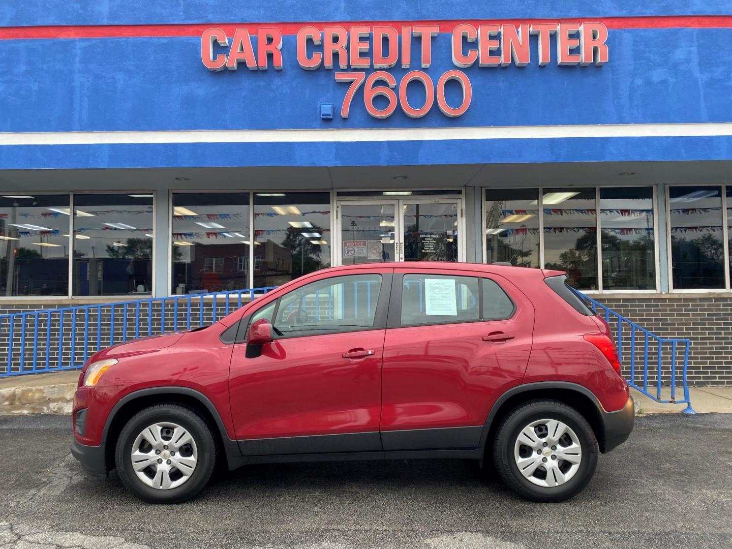 2015 RED Chevrolet Trax LS FWD (KL7CJKSBXFB) with an 1.4L L4 DOHC 16V FFV engine, located at 7600 S Western Ave., Chicago, IL, 60620, (773) 918-3980, 0.000000, 0.000000 - Photo#0