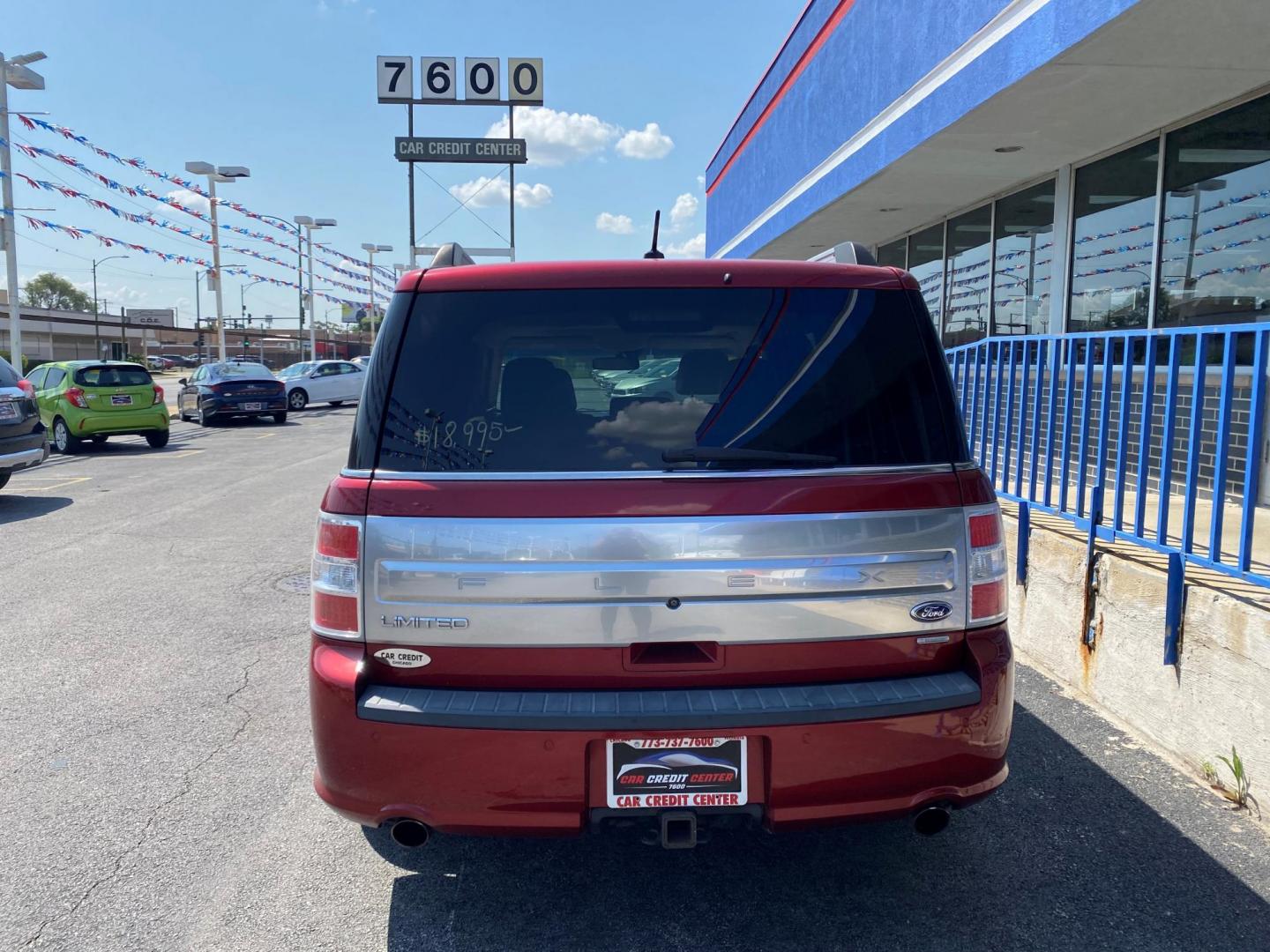 2014 RED Ford Flex Limited AWD w/EcoBoost (2FMHK6DTXEB) with an 3.5L V6 DOHC 24V engine, 6-Speed Automatic Overdrive transmission, located at 7600 S Western Ave., Chicago, IL, 60620, (773) 918-3980, 0.000000, 0.000000 - Photo#2