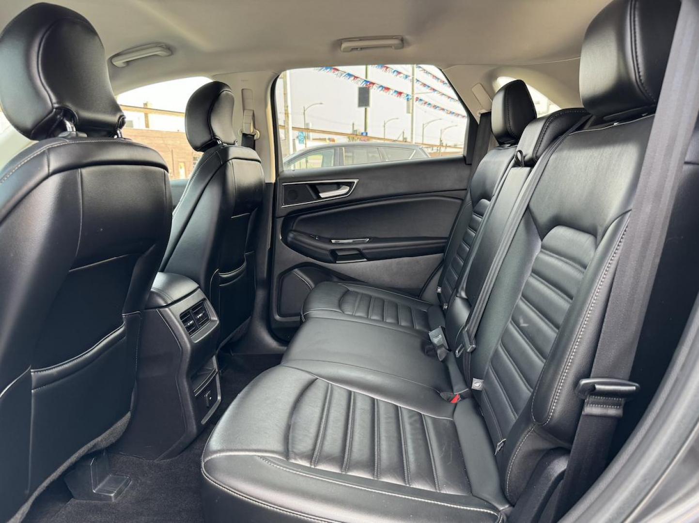 2015 GRAY Ford Edge SEL AWD (2FMTK4J96FB) with an 2.0L L4 DOHC 16V engine, 6-Speed Automatic transmission, located at 7600 S Western Ave., Chicago, IL, 60620, (773) 918-3980, 0.000000, 0.000000 - Photo#10