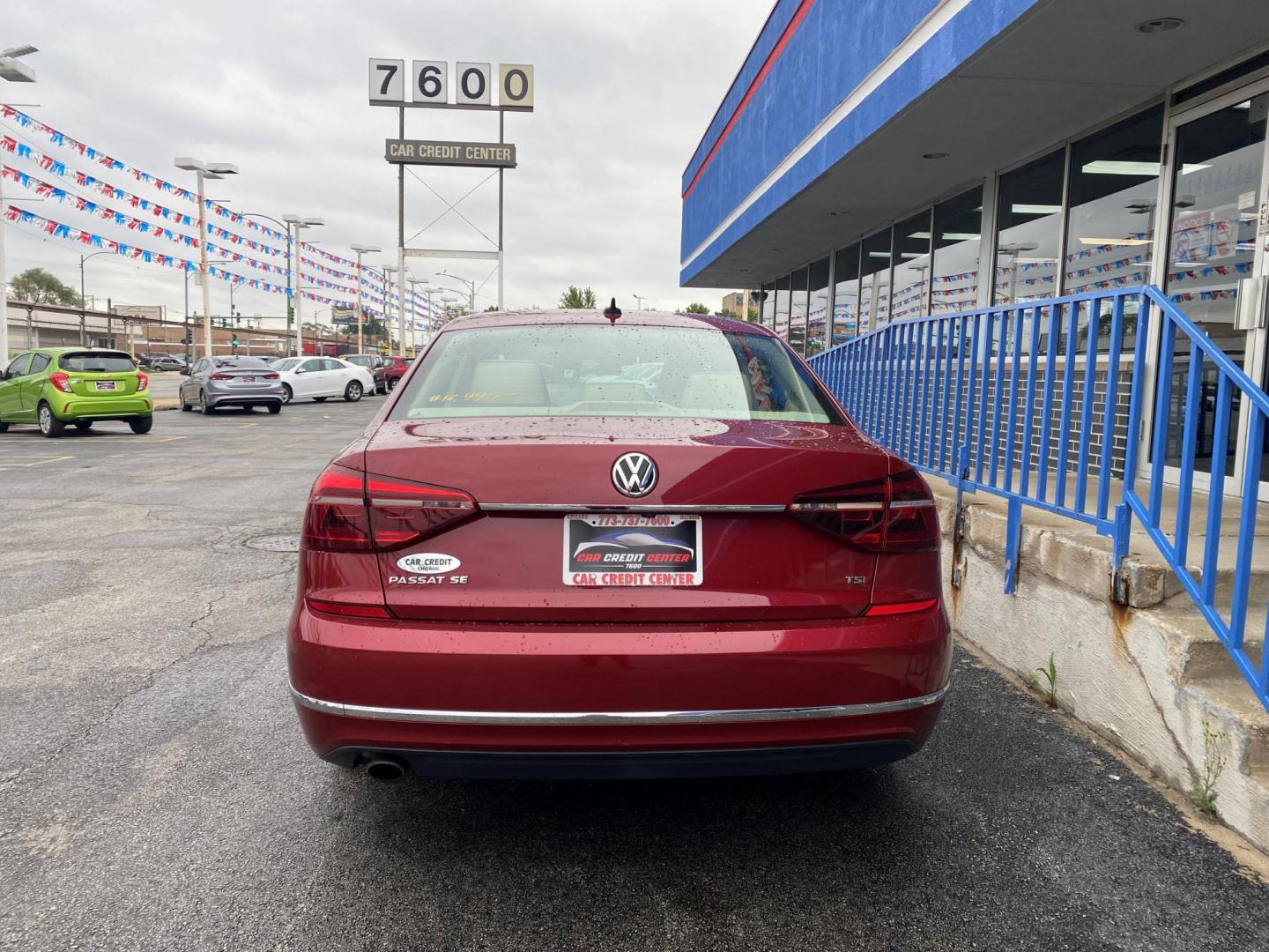 2017 RED Volkswagen Passat SE 6A (1VWBT7A30HC) with an 1.8L L4 TURBO DIESEL engine, 6A transmission, located at 7600 S Western Ave., Chicago, IL, 60620, (773) 918-3980, 0.000000, 0.000000 - Photo#2