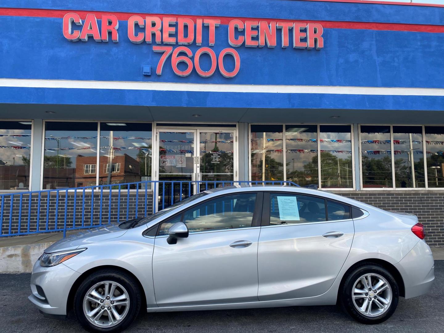 2016 SILVER Chevrolet Cruze LT Auto (1G1BE5SM5G7) with an 1.4L L4 DOHC 16V TURBO engine, 6A transmission, located at 7600 S Western Ave., Chicago, IL, 60620, (773) 918-3980, 0.000000, 0.000000 - Photo#0