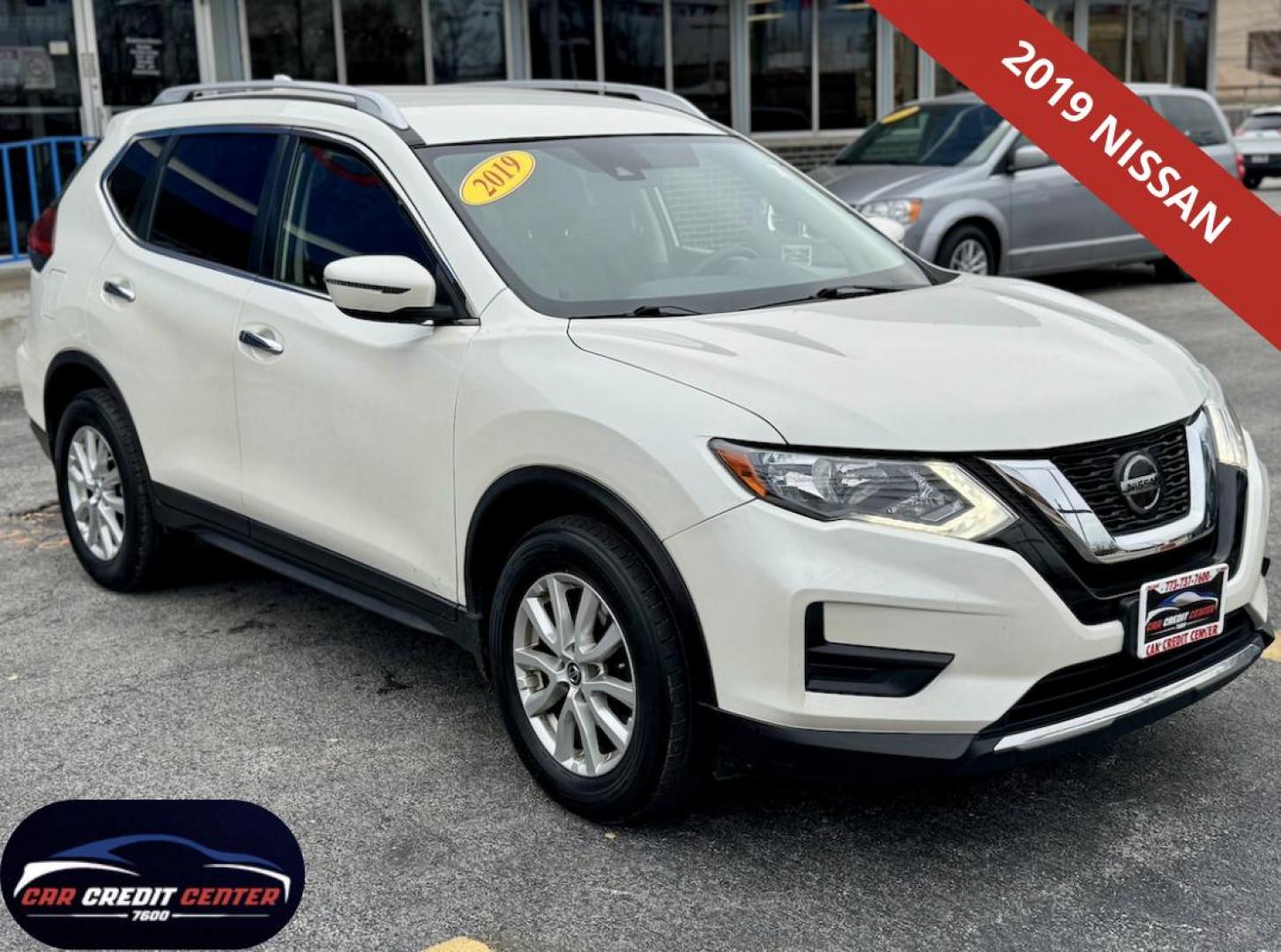 2019 WHITE Nissan Rogue SL AWD (JN8AT2MV0KW) with an 2.5L L4 DOHC 16V engine, CVT transmission, located at 7600 S Western Ave., Chicago, IL, 60620, (773) 918-3980, 0.000000, 0.000000 - Photo#0