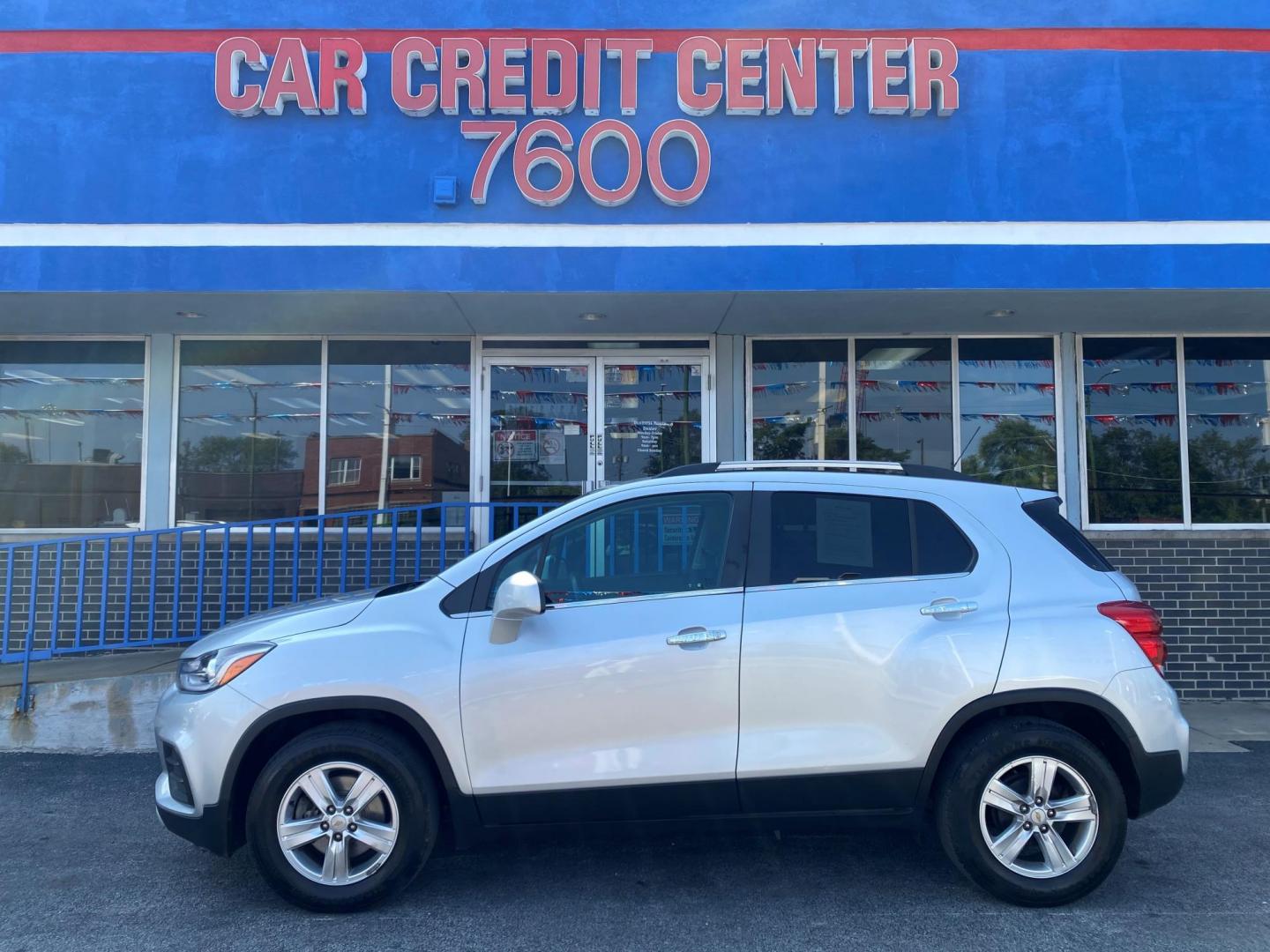 2019 GRAY Chevrolet Trax LT FWD (KL7CJLSB5KB) with an 1.4L L4 DOHC 16V engine, 6A transmission, located at 7600 S Western Ave., Chicago, IL, 60620, (773) 918-3980, 0.000000, 0.000000 - Photo#0