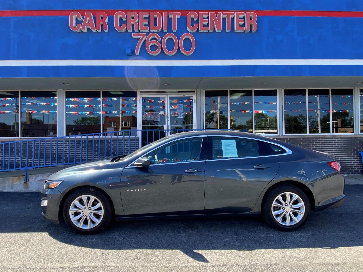 2019 GRAY Chevrolet Malibu LT (1G1ZD5ST5KF) with an 1.5L L4 DOHC 16V engine, 6A transmission, located at 7600 S Western Ave., Chicago, IL, 60620, (773) 918-3980, 0.000000, 0.000000 - Photo#0