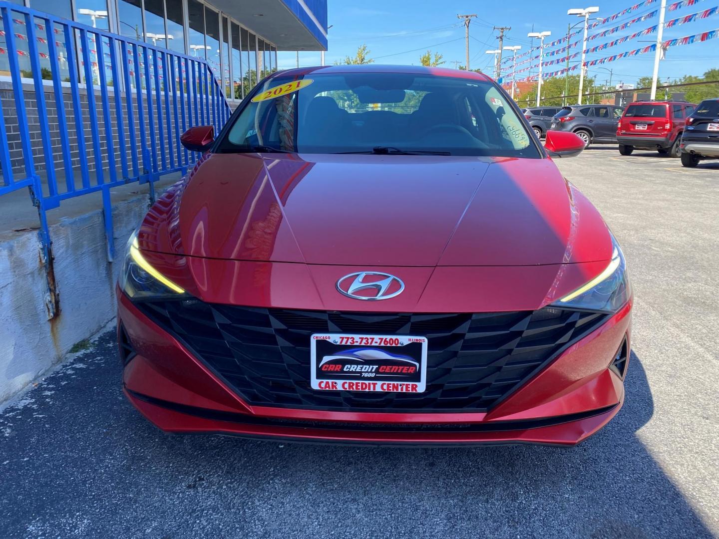 2021 RED Hyundai Elantra SE (5NPLL4AG7MH) with an 1.6L L4 DOHC 16V engine, 6A transmission, located at 7600 S Western Ave., Chicago, IL, 60620, (773) 918-3980, 0.000000, 0.000000 - Photo#1