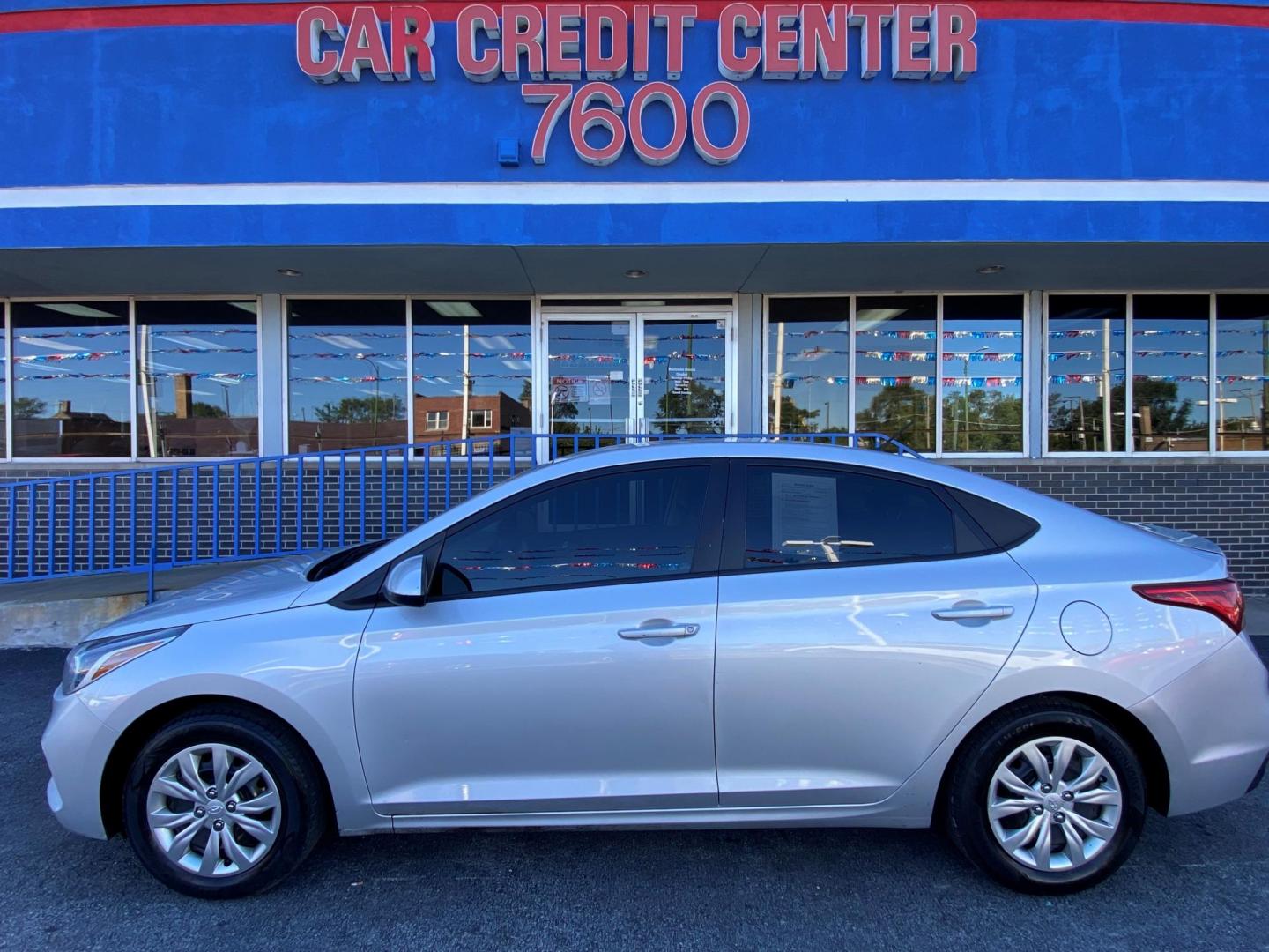 2019 SILVER Hyundai Accent SE 4-Door 6A (3KPC24A36KE) with an 1.6L L4 DOHC 16V engine, 6A transmission, located at 7600 S Western Ave., Chicago, IL, 60620, (773) 918-3980, 0.000000, 0.000000 - Photo#0