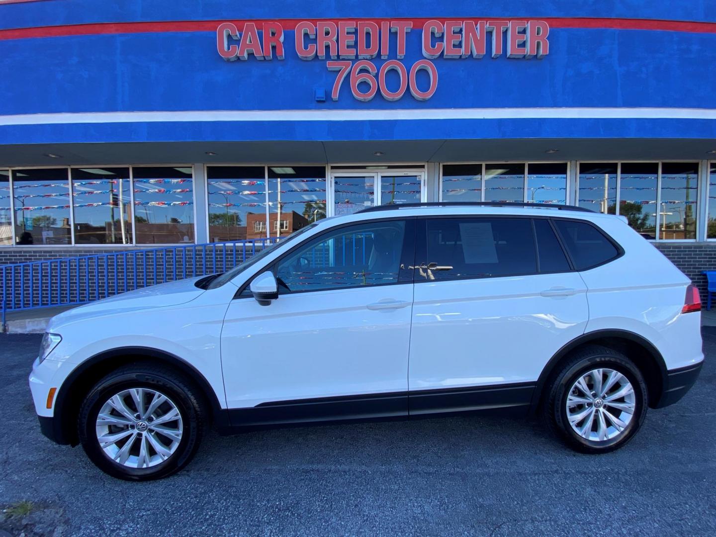 2018 WHITE Volkswagen Tiguan S (3VV1B7AX9JM) with an 2.0L L4 DOHC 16V TURBO engine, 8A transmission, located at 7600 S Western Ave., Chicago, IL, 60620, (773) 918-3980, 0.000000, 0.000000 - Photo#0