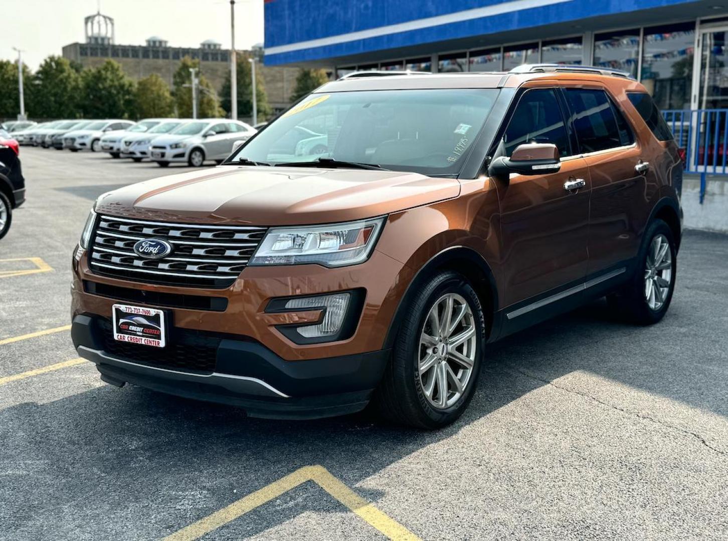 2017 ORANGE Ford Explorer Limited FWD (1FM5K7F87HG) with an 3.5L V6 DOHC 24V engine, 6A transmission, located at 7600 S Western Ave., Chicago, IL, 60620, (773) 918-3980, 0.000000, 0.000000 - Photo#1