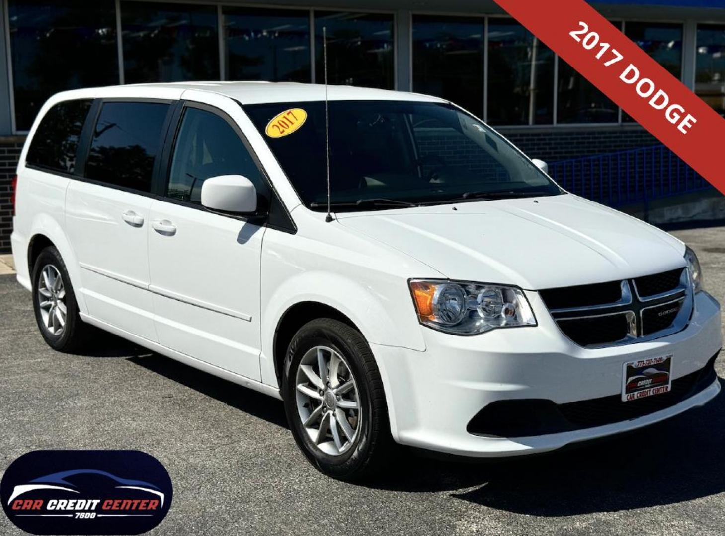 2017 WHITE Dodge Grand Caravan SE (2C4RDGBG3HR) with an 3.6L V6 DOHC 24V engine, 6A transmission, located at 7600 S Western Ave., Chicago, IL, 60620, (773) 918-3980, 0.000000, 0.000000 - Photo#0