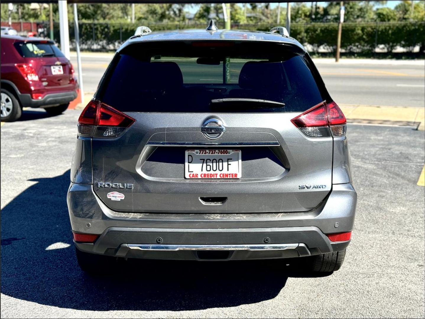 2019 GRAY Nissan Rogue S AWD (5N1AT2MV7KC) with an 2.5L L4 DOHC 16V engine, CVT transmission, located at 7600 S Western Ave., Chicago, IL, 60620, (773) 918-3980, 0.000000, 0.000000 - Photo#3