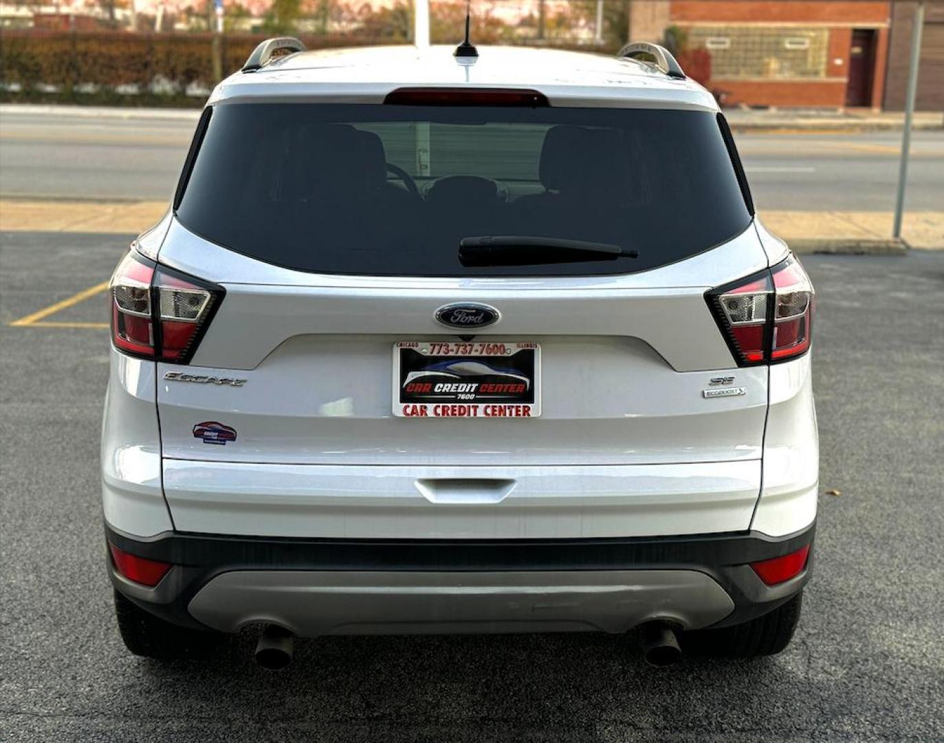 2018 WHITE Ford Escape SE FWD (1FMCU0GD2JU) with an 1.5L L4 DOHC 16V engine, 6A transmission, located at 7600 S Western Ave., Chicago, IL, 60620, (773) 918-3980, 0.000000, 0.000000 - Photo#3