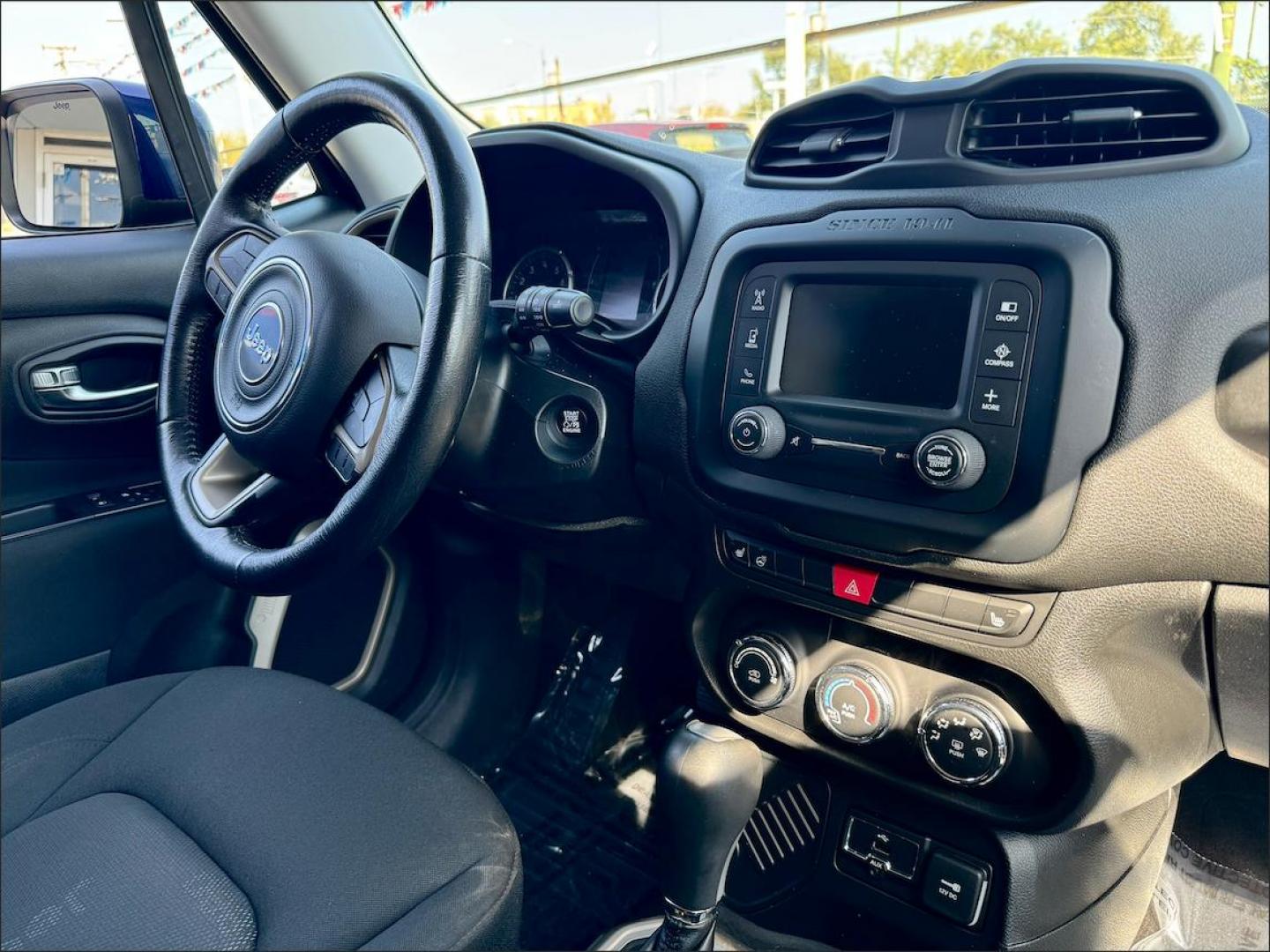 2016 BLUE Jeep Renegade Latitude FWD (ZACCJABT0GP) with an 2.4L L4 DOHC 16V engine, 6M transmission, located at 7600 S Western Ave., Chicago, IL, 60620, (773) 918-3980, 0.000000, 0.000000 - Photo#7