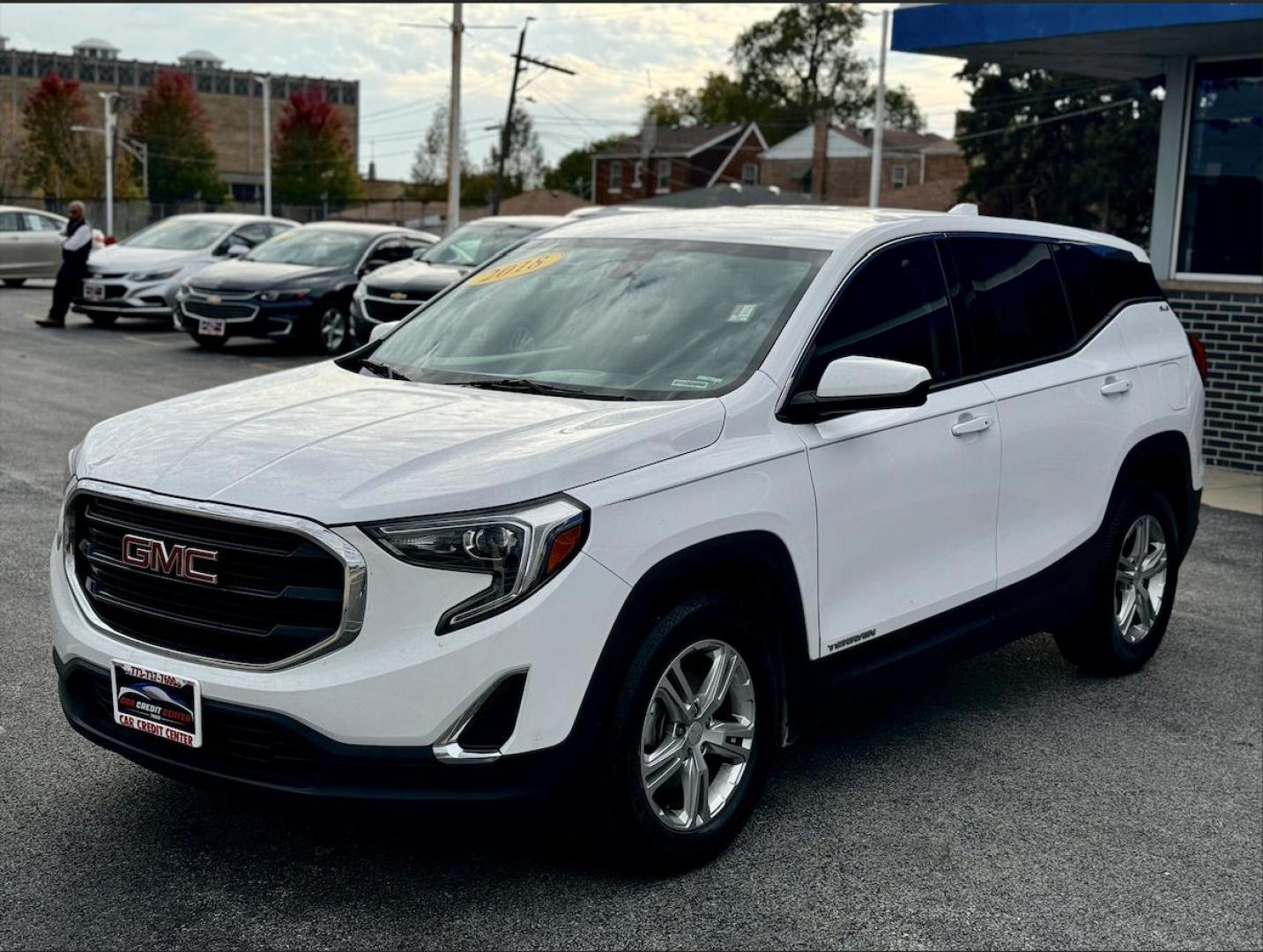 2018 WHITE GMC Terrain SLE (3GKALMEV5JL) with an 1.4L L4 DOHC 16V TURBO engine, 6A transmission, located at 7600 S Western Ave., Chicago, IL, 60620, (773) 918-3980, 0.000000, 0.000000 - Photo#2