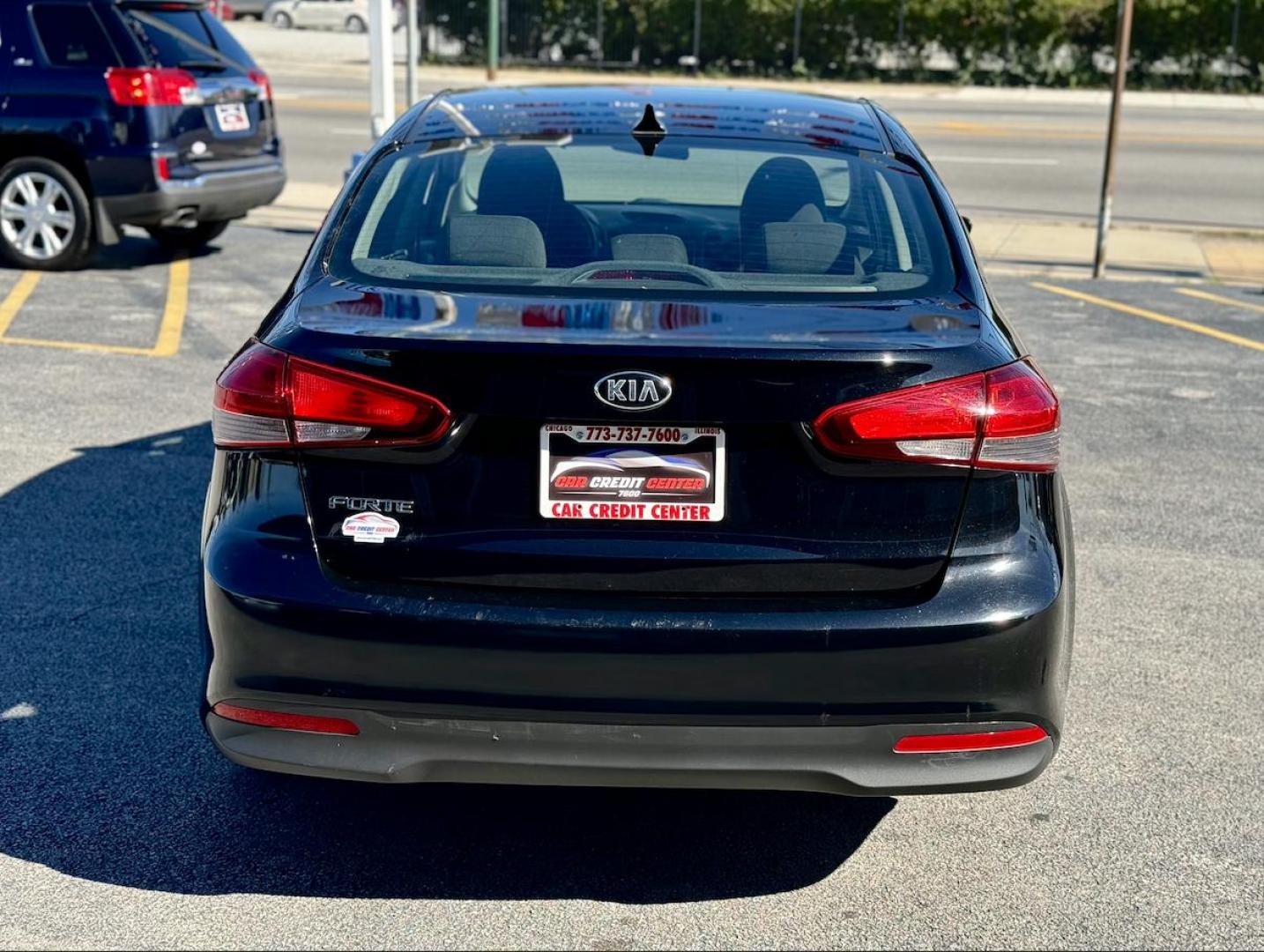 2018 BLACK Kia Forte LX 6M (3KPFK4A77JE) with an 2.0L L4 DOHC 16V engine, 6M transmission, located at 7600 S Western Ave., Chicago, IL, 60620, (773) 918-3980, 0.000000, 0.000000 - Photo#3