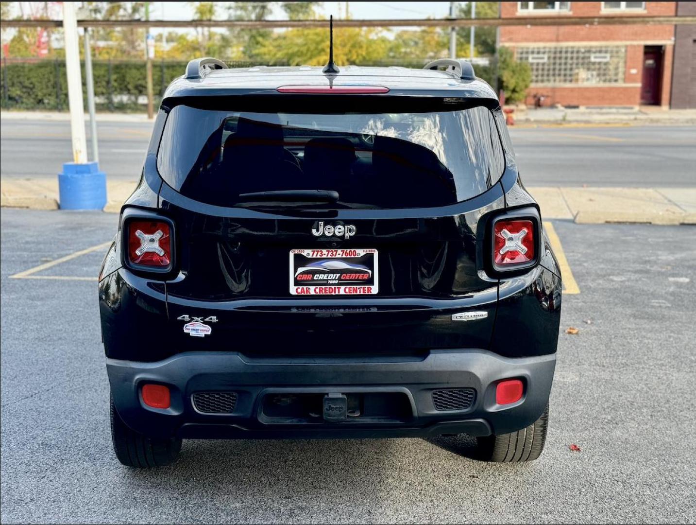 2015 BLACK JEEP RENEGADE (ZACCJBBT0FP) , located at 7600 S Western Ave., Chicago, IL, 60620, (773) 918-3980, 0.000000, 0.000000 - Photo#3