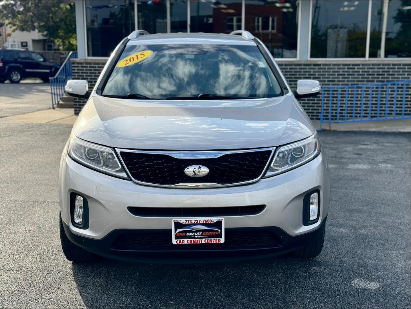 2015 SILVER Kia Sorento LX 2WD (5XYKT3A60FG) with an 2.4L L4 DOHC 16V engine, 6-Speed Automatic transmission, located at 7600 S Western Ave., Chicago, IL, 60620, (773) 918-3980, 0.000000, 0.000000 - Photo#1