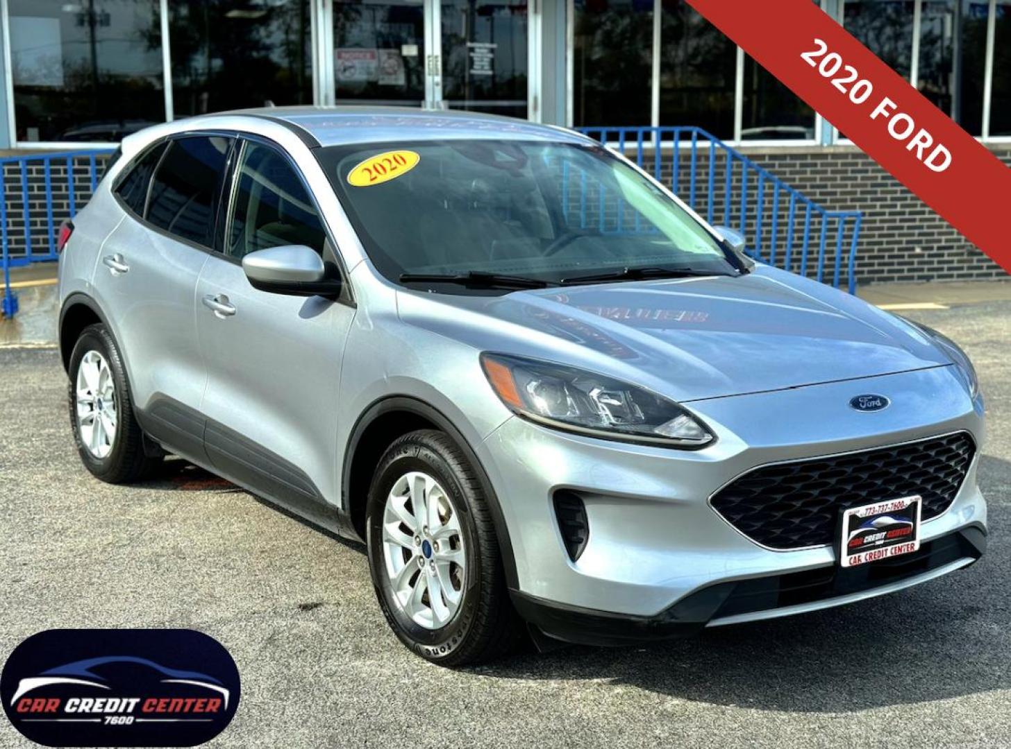 2020 GRAY Ford Escape SE (1FMCU0G63LU) with an 1.5L L3 engine, 6A transmission, located at 7600 S Western Ave., Chicago, IL, 60620, (773) 918-3980, 0.000000, 0.000000 - Photo#0