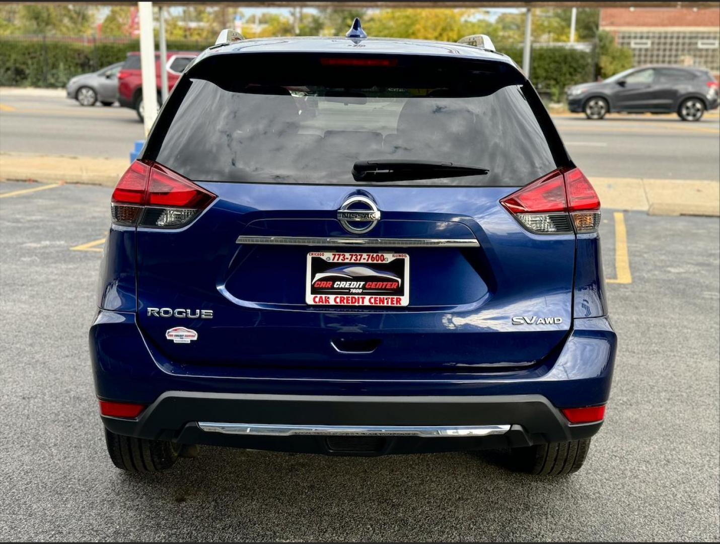 2017 BLUE Nissan Rogue SL AWD (JN8AT2MV2HW) with an 2.5L L4 DOHC 16V engine, CVT transmission, located at 7600 S Western Ave., Chicago, IL, 60620, (773) 918-3980, 0.000000, 0.000000 - Photo#3