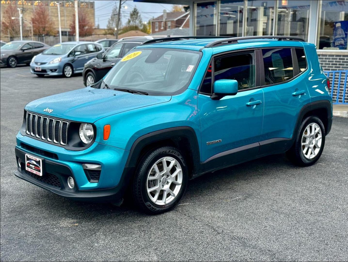 2020 BLUE Jeep Renegade Latitude (ZACNJABB1LP) with an 2.4L L4 DOHC 16V engine, 9A transmission, located at 7600 S Western Ave., Chicago, IL, 60620, (773) 918-3980, 0.000000, 0.000000 - Photo#2