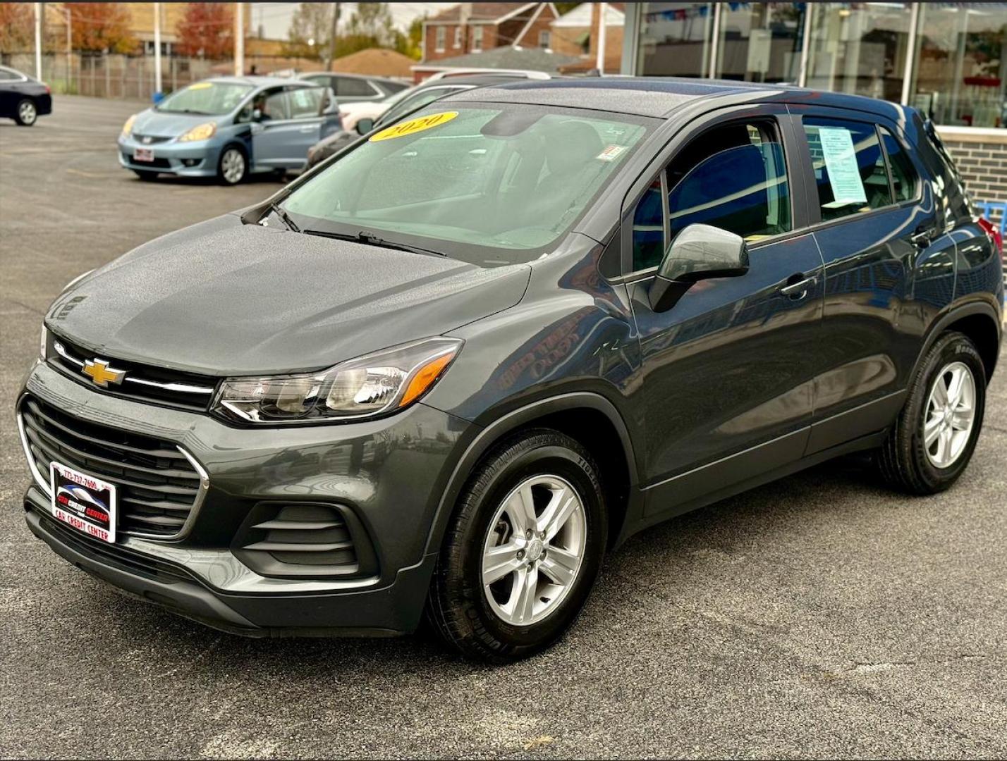 2020 GRAY Chevrolet Trax LS FWD (3GNCJKSBXLL) with an 1.4L L4 DOHC 16V engine, 6A transmission, located at 7600 S Western Ave., Chicago, IL, 60620, (773) 918-3980, 0.000000, 0.000000 - Photo#2