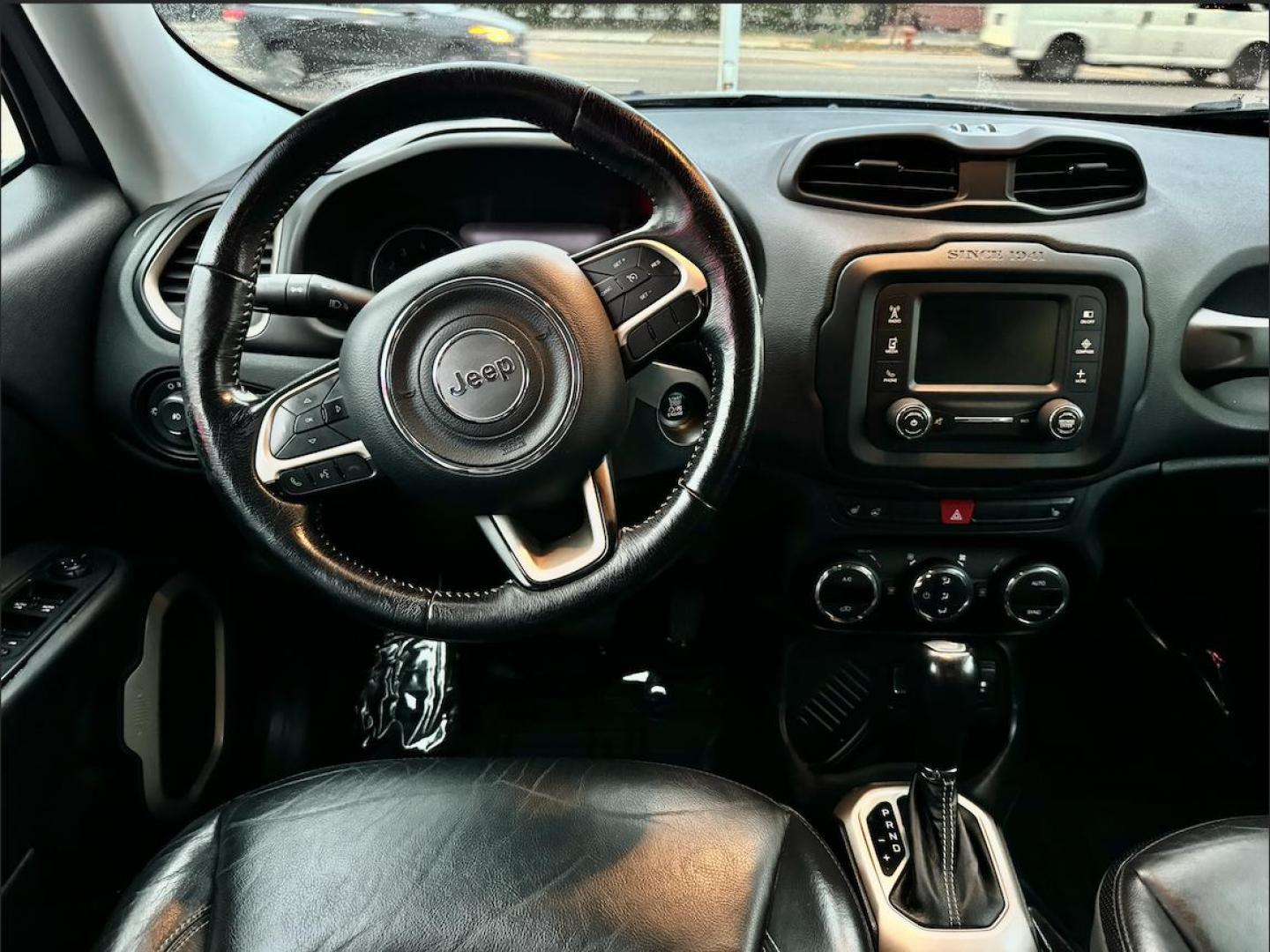 2015 SILVER JEEP RENEGADE (ZACCJADT0FP) , located at 7600 S Western Ave., Chicago, IL, 60620, (773) 918-3980, 0.000000, 0.000000 - Photo#6