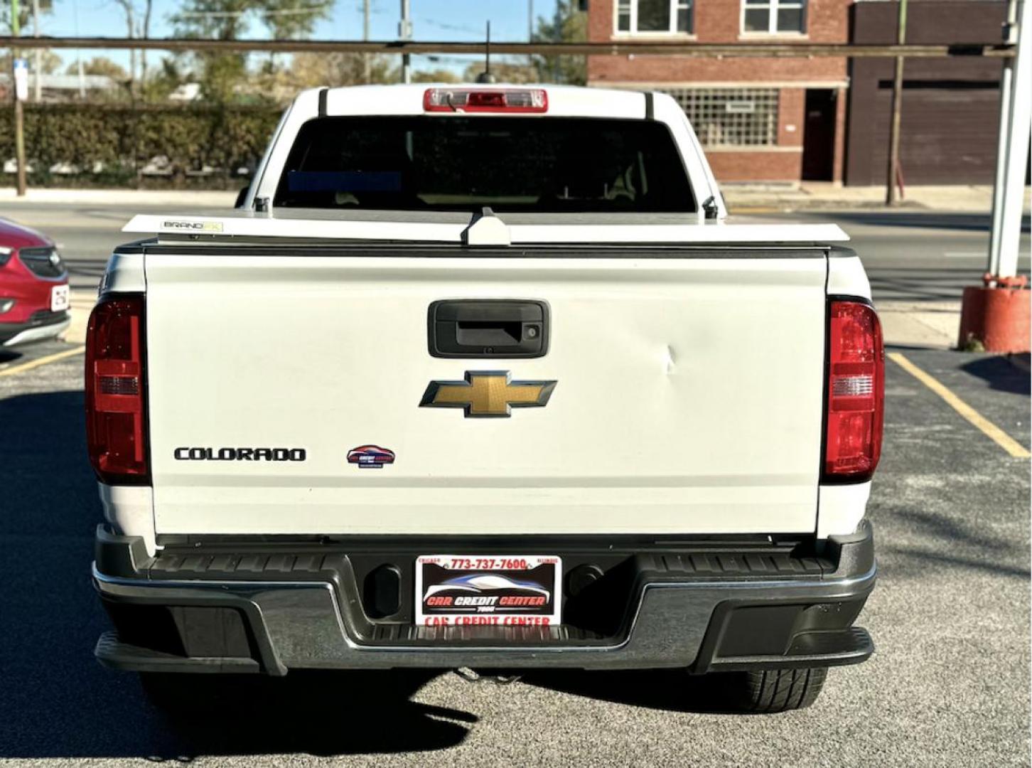 2018 WHITE Chevrolet Colorado Work Truck Ext. Cab 2WD (1GCHSBEA5J1) with an 2.5L L4 DOHC 16V GAS engine, 6A transmission, located at 7600 S Western Ave., Chicago, IL, 60620, (773) 918-3980, 0.000000, 0.000000 - Photo#3