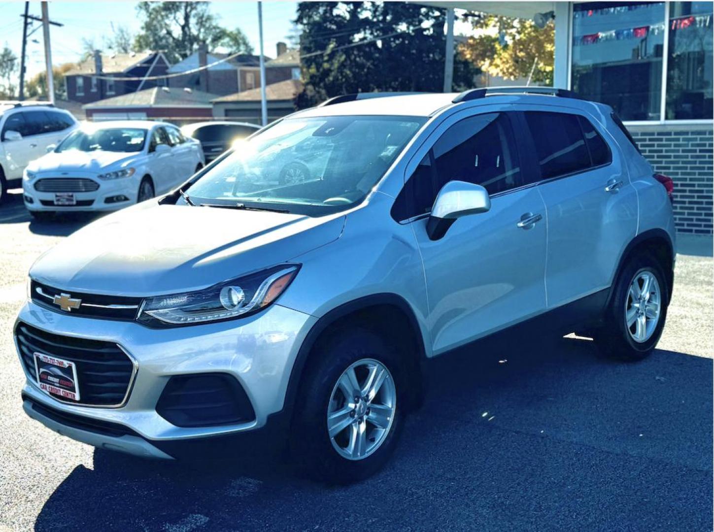 2019 SILVER Chevrolet Trax LT AWD (3GNCJPSBXKL) with an 1.4L L4 DOHC 16V engine, 6A transmission, located at 7600 S Western Ave., Chicago, IL, 60620, (773) 918-3980, 0.000000, 0.000000 - Photo#2