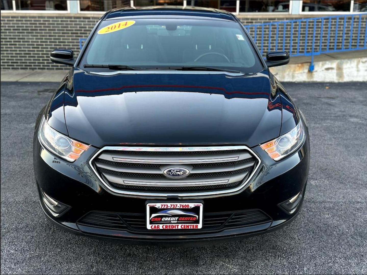 2014 BLACK Ford Taurus SEL FWD (1FAHP2E86EG) with an 3.5L V6 DOHC 24V engine, 6-Speed Automatic transmission, located at 7600 S Western Ave., Chicago, IL, 60620, (773) 918-3980, 0.000000, 0.000000 - Photo#1