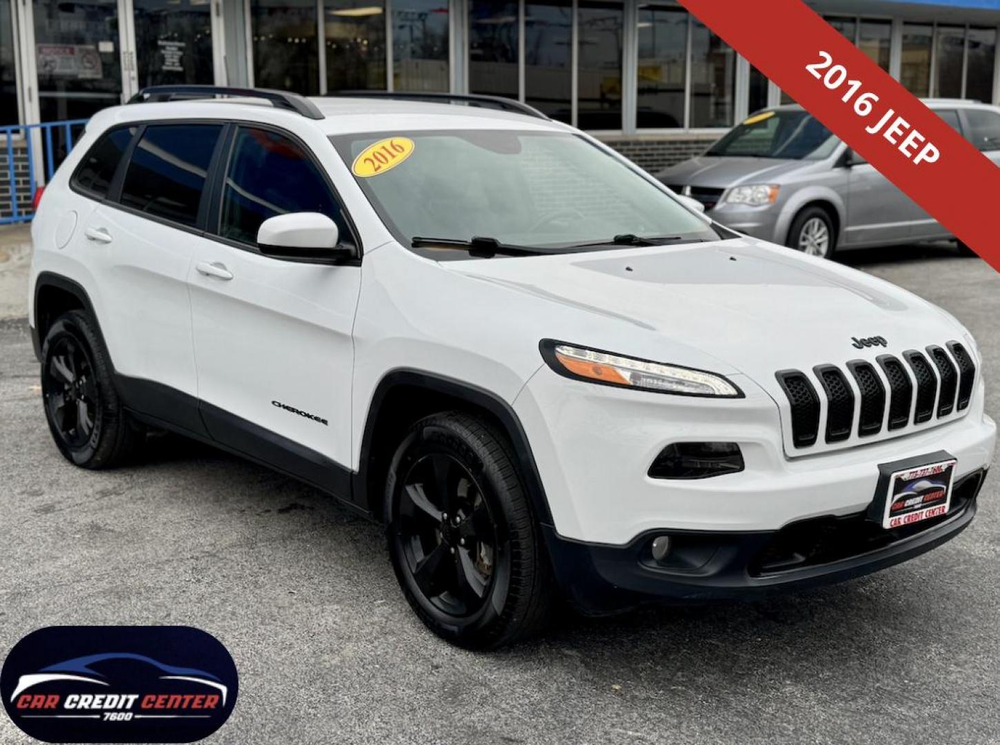 2016 WHITE Jeep Cherokee Latitude 4WD (1C4PJMCBXGW) with an 2.4L L4 DOHC 16V engine, 9A transmission, located at 7600 S Western Ave., Chicago, IL, 60620, (773) 918-3980, 0.000000, 0.000000 - Photo#0