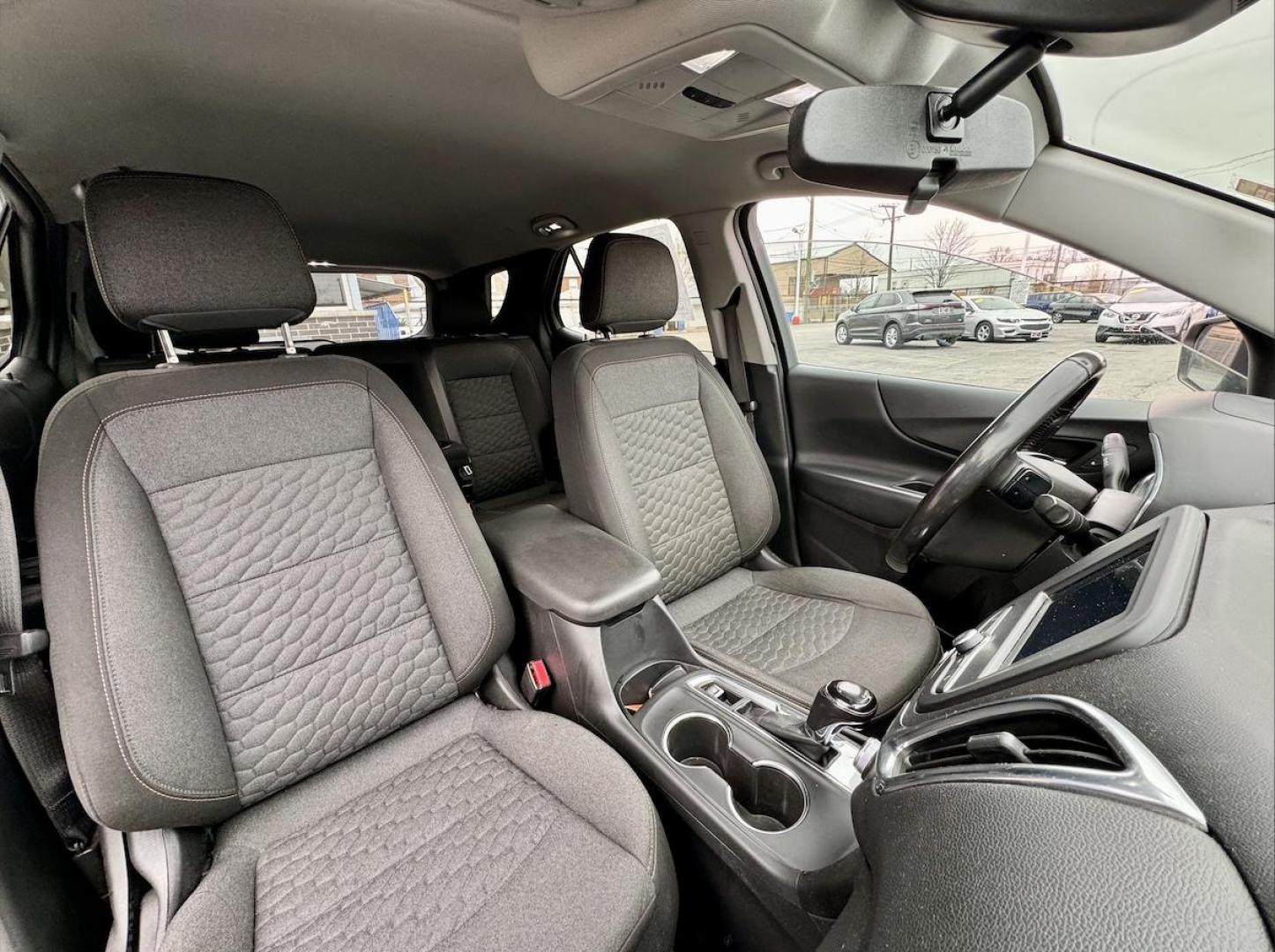 2019 BLACK Chevrolet Equinox LT 2WD (3GNAXKEV9KL) with an 1.5L L4 DIR DOHC 16V TURBO engine, 6A transmission, located at 7600 S Western Ave., Chicago, IL, 60620, (773) 918-3980, 0.000000, 0.000000 - Photo#9