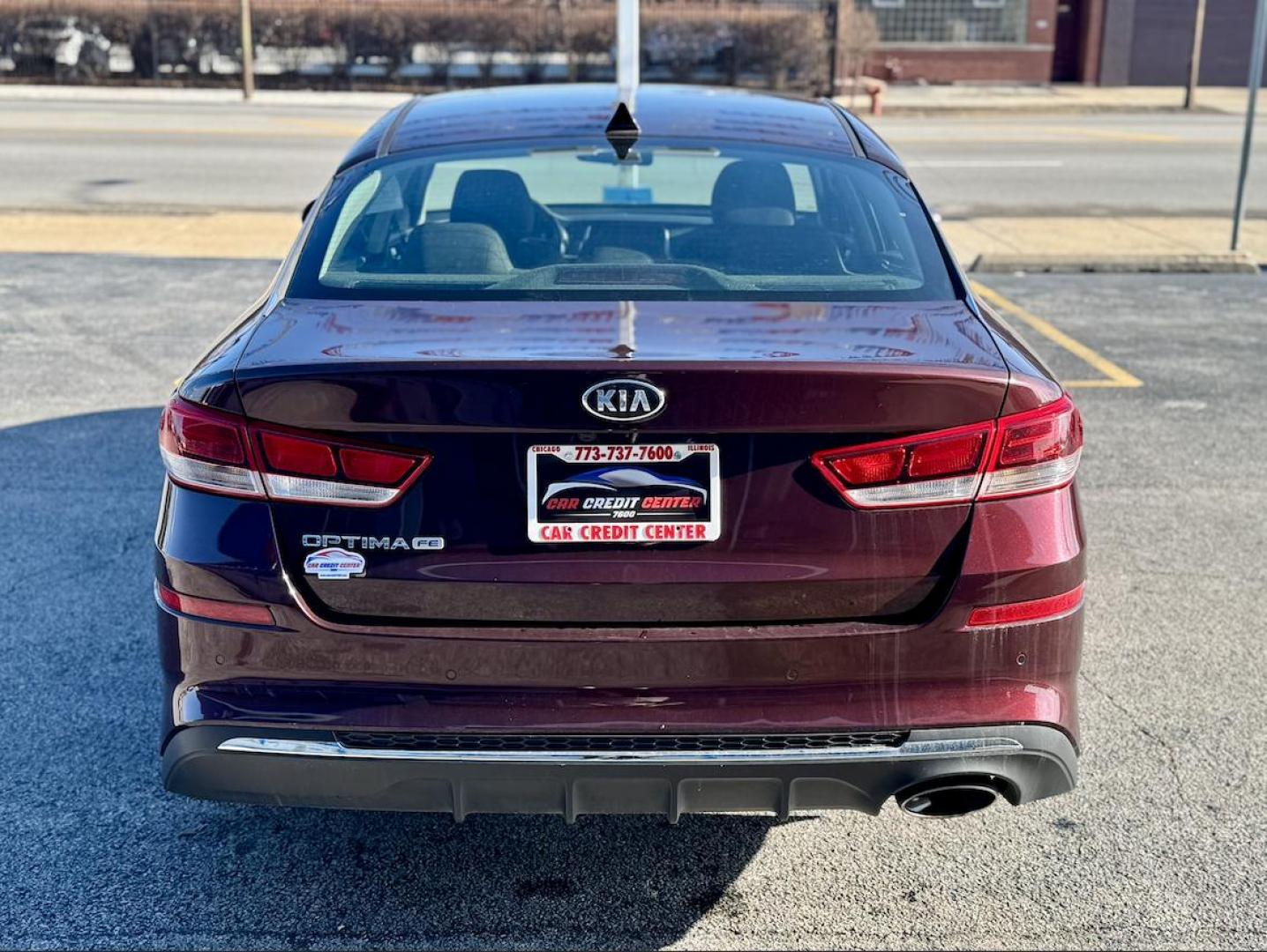 2019 PURPLE Kia Optima LX (5XXGT4L39KG) with an 2.4L L4 DOHC 16V engine, 6A transmission, located at 7600 S Western Ave., Chicago, IL, 60620, (773) 918-3980, 0.000000, 0.000000 - Photo#3