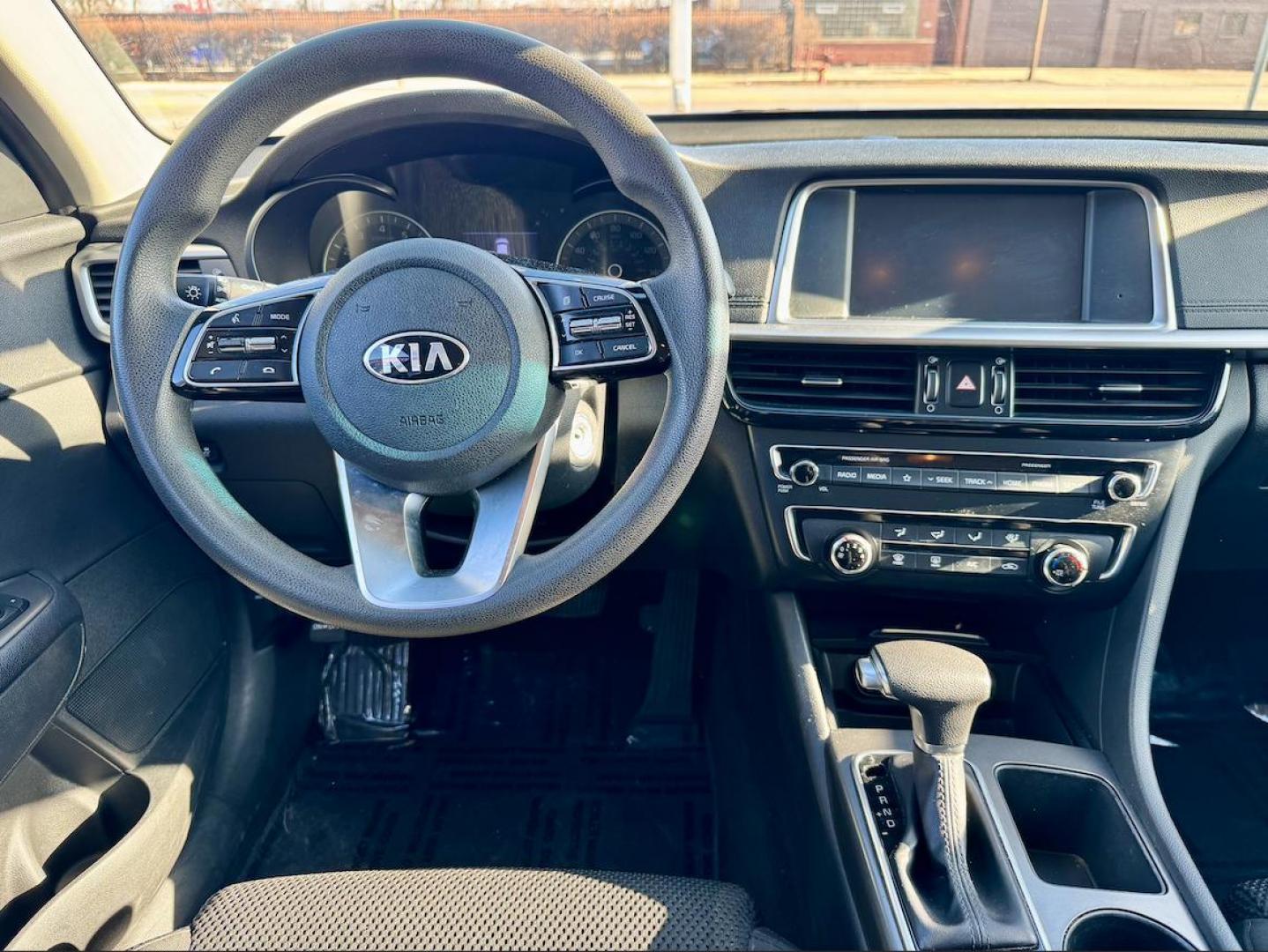 2019 PURPLE Kia Optima LX (5XXGT4L39KG) with an 2.4L L4 DOHC 16V engine, 6A transmission, located at 7600 S Western Ave., Chicago, IL, 60620, (773) 918-3980, 0.000000, 0.000000 - Photo#6