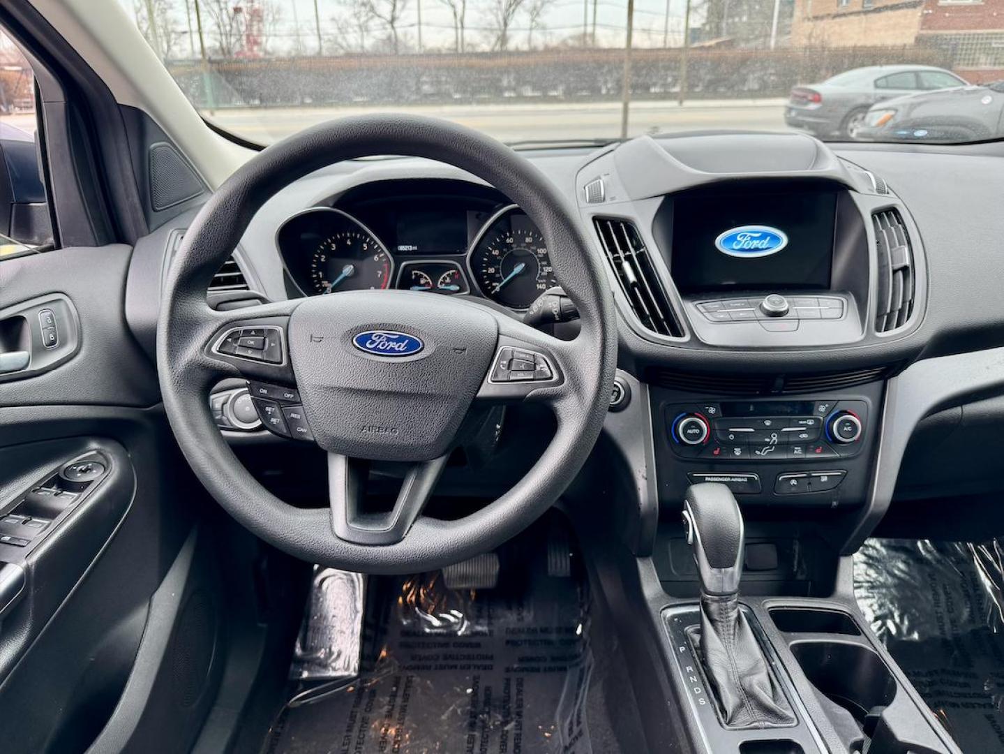 2019 BLUE Ford Escape SE 4WD (1FMCU9GD2KU) with an 1.5L L4 DOHC 16V engine, 6A transmission, located at 7600 S Western Ave., Chicago, IL, 60620, (773) 918-3980, 0.000000, 0.000000 - Photo#6