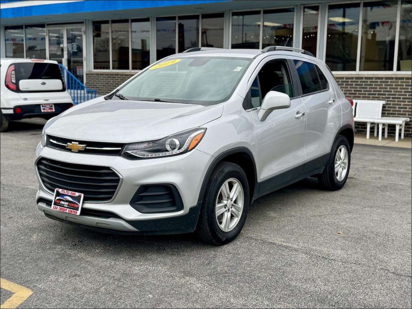 2019 Chevrolet Trax LT FWD (KL7CJLSB1KB) with an 1.4L L4 DOHC 16V engine, 6A transmission, located at 7600 S Western Ave., Chicago, IL, 60620, (773) 918-3980, 0.000000, 0.000000 - Photo#2