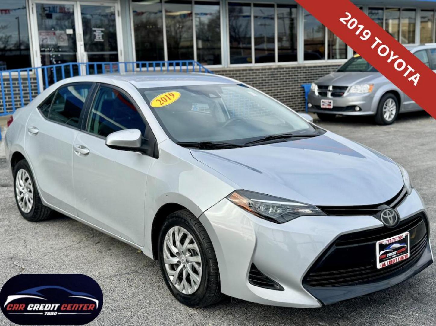 2019 GRAY Toyota Corolla SE CVT (2T1BURHE6KC) with an 1.8L L4 DOHC 16V engine, CVT transmission, located at 7600 S Western Ave., Chicago, IL, 60620, (773) 918-3980, 0.000000, 0.000000 - Photo#0