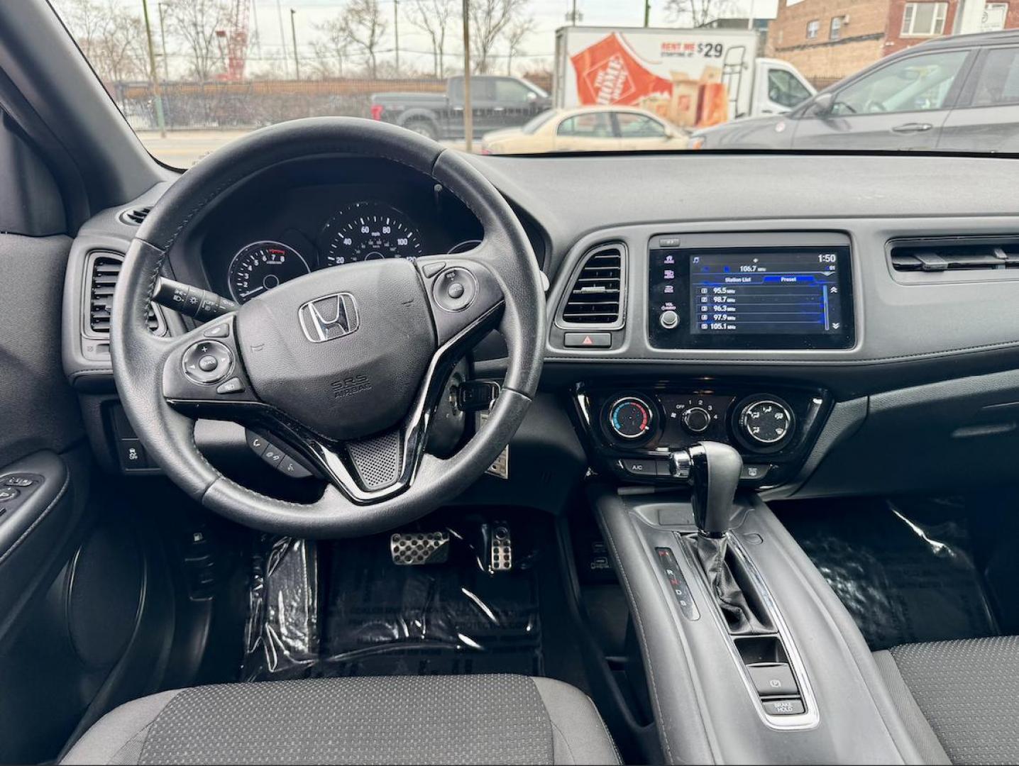 2019 GRAY Honda HR-V Sport AWD (3CZRU6H12KG) with an 1.8L L4 DOHC 16V engine, CVT transmission, located at 7600 S Western Ave., Chicago, IL, 60620, (773) 918-3980, 0.000000, 0.000000 - Photo#6