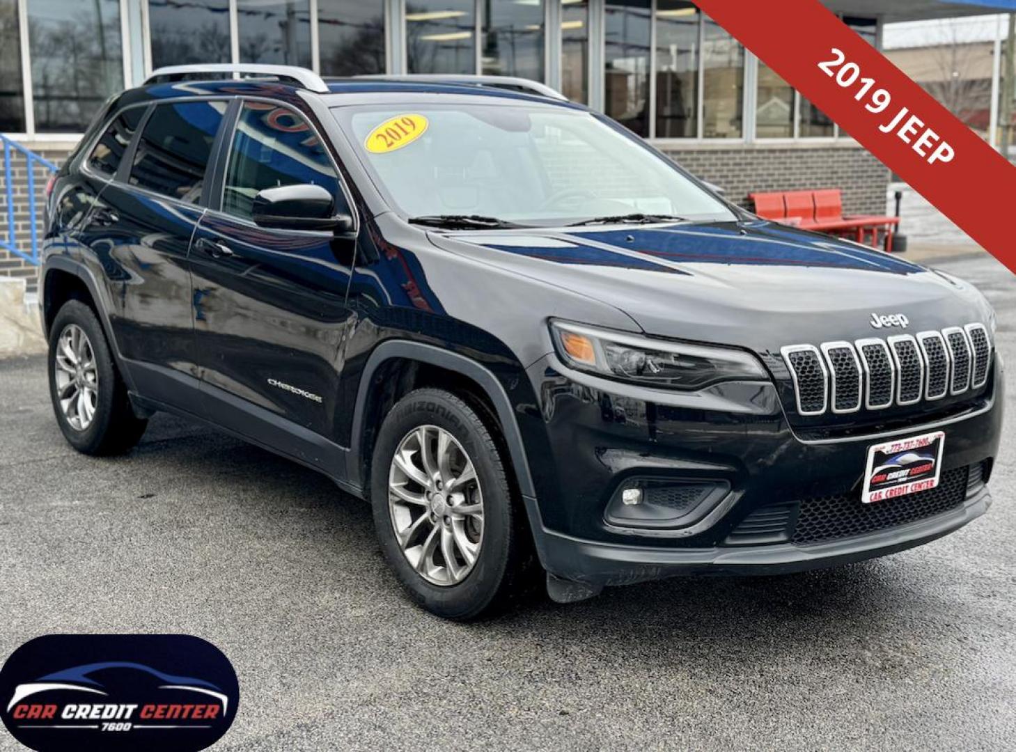 2019 BLACK Jeep Cherokee Latitude Plus FWD (1C4PJLLB6KD) with an 2.4L L4 DOHC 16V engine, 9A transmission, located at 7600 S Western Ave., Chicago, IL, 60620, (773) 918-3980, 0.000000, 0.000000 - Photo#0