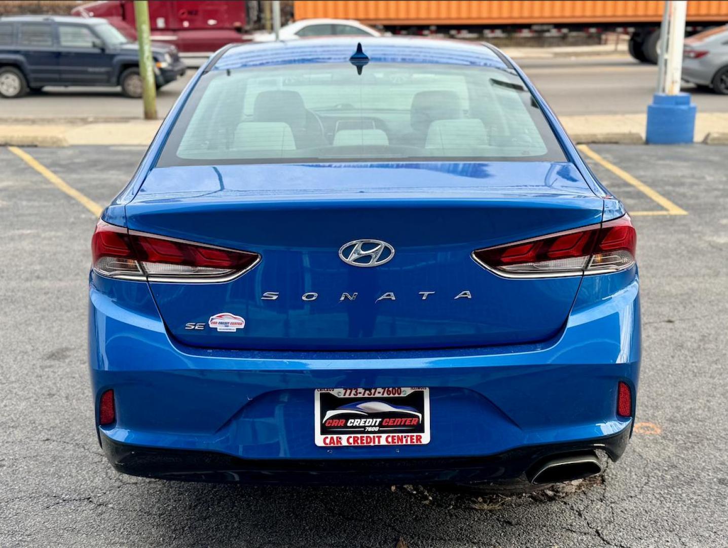 2019 BLUE Hyundai Sonata SE (5NPE24AF3KH) with an 2.4L L4 DOHC 16V engine, 7A transmission, located at 7600 S Western Ave., Chicago, IL, 60620, (773) 918-3980, 0.000000, 0.000000 - Photo#3