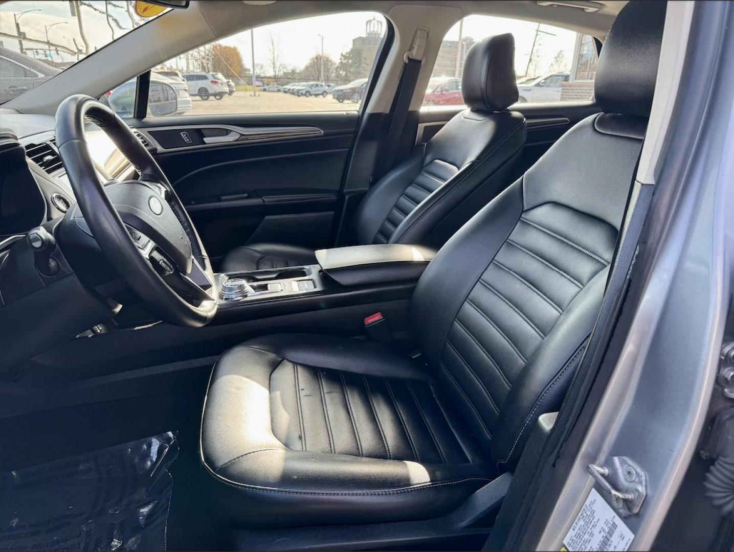 2020 SILVER Ford Fusion SEL (3FA6P0CD6LR) with an 1.5L L4 DOHC 16V engine, 6A transmission, located at 7600 S Western Ave., Chicago, IL, 60620, (773) 918-3980, 0.000000, 0.000000 - Photo#7