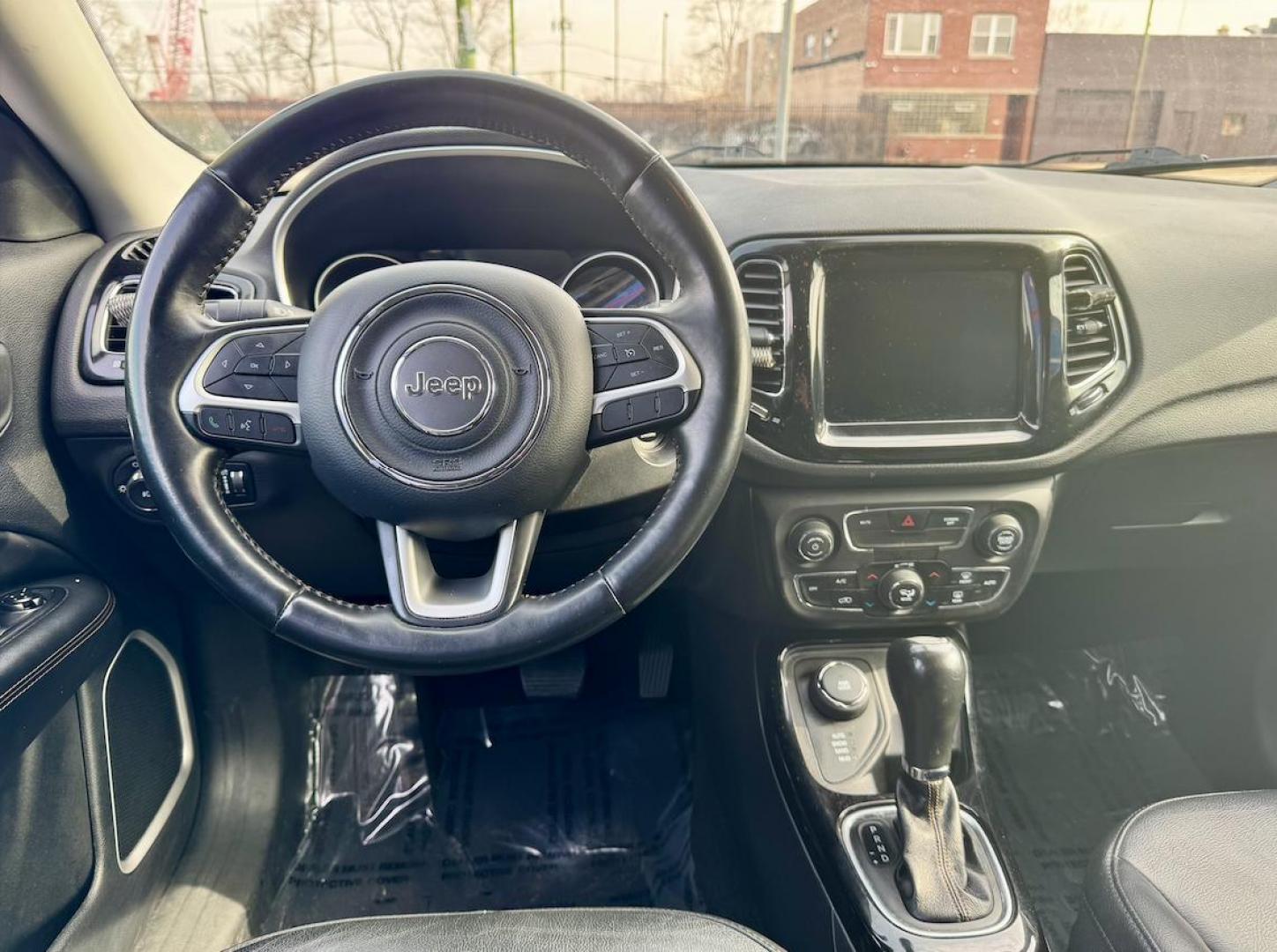 2019 GRAY Jeep Compass Limited 4WD (3C4NJDCB7KT) with an 2.4L L4 DOHC 16V engine, CVT transmission, located at 7600 S Western Ave., Chicago, IL, 60620, (773) 918-3980, 0.000000, 0.000000 - Photo#6